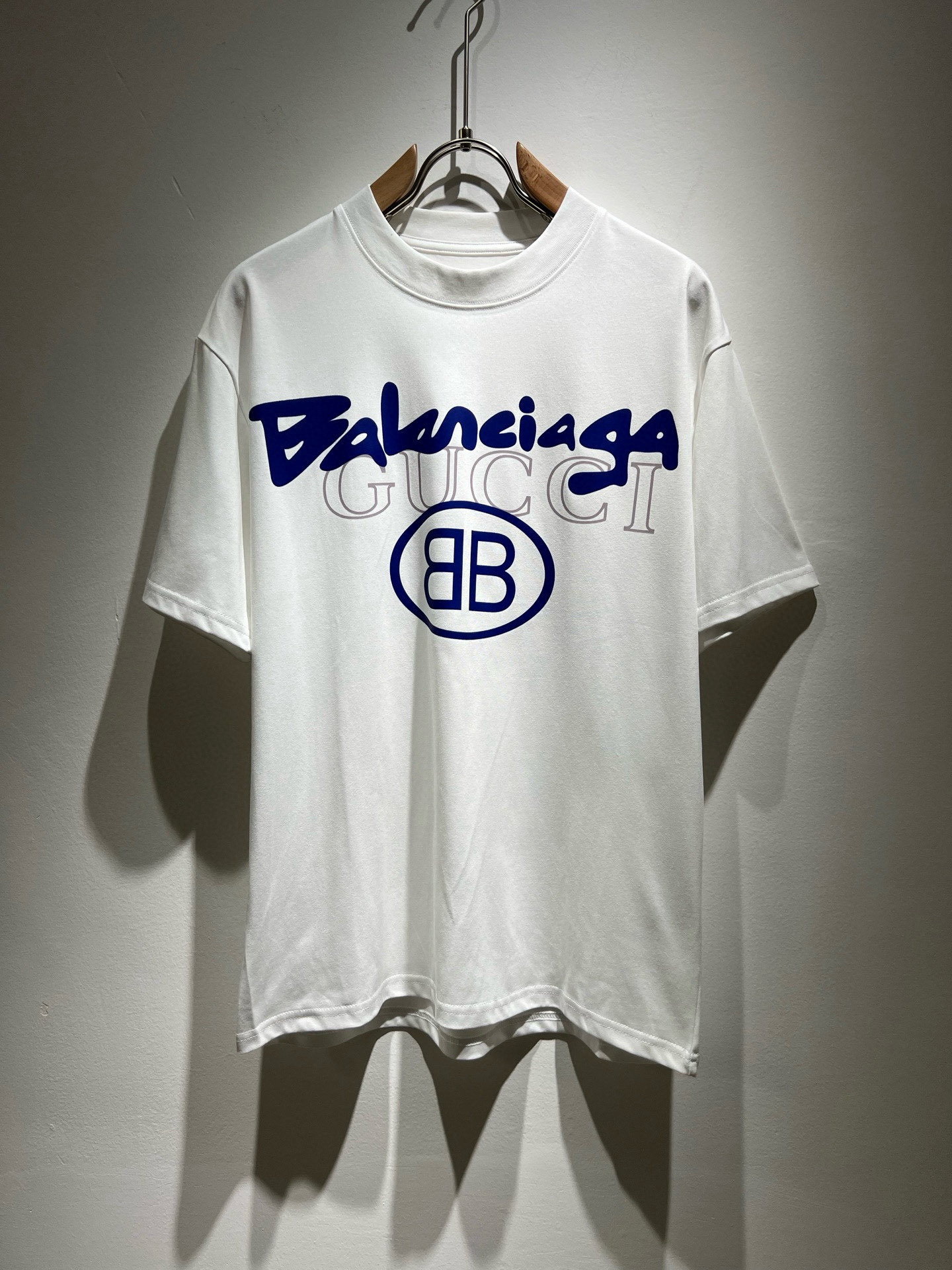BALENCI*GA巴黎*家 2026春夏新款男女同款👫短袖T恤！走秀图案印花时尚休闲短袖T恤衫！设计l