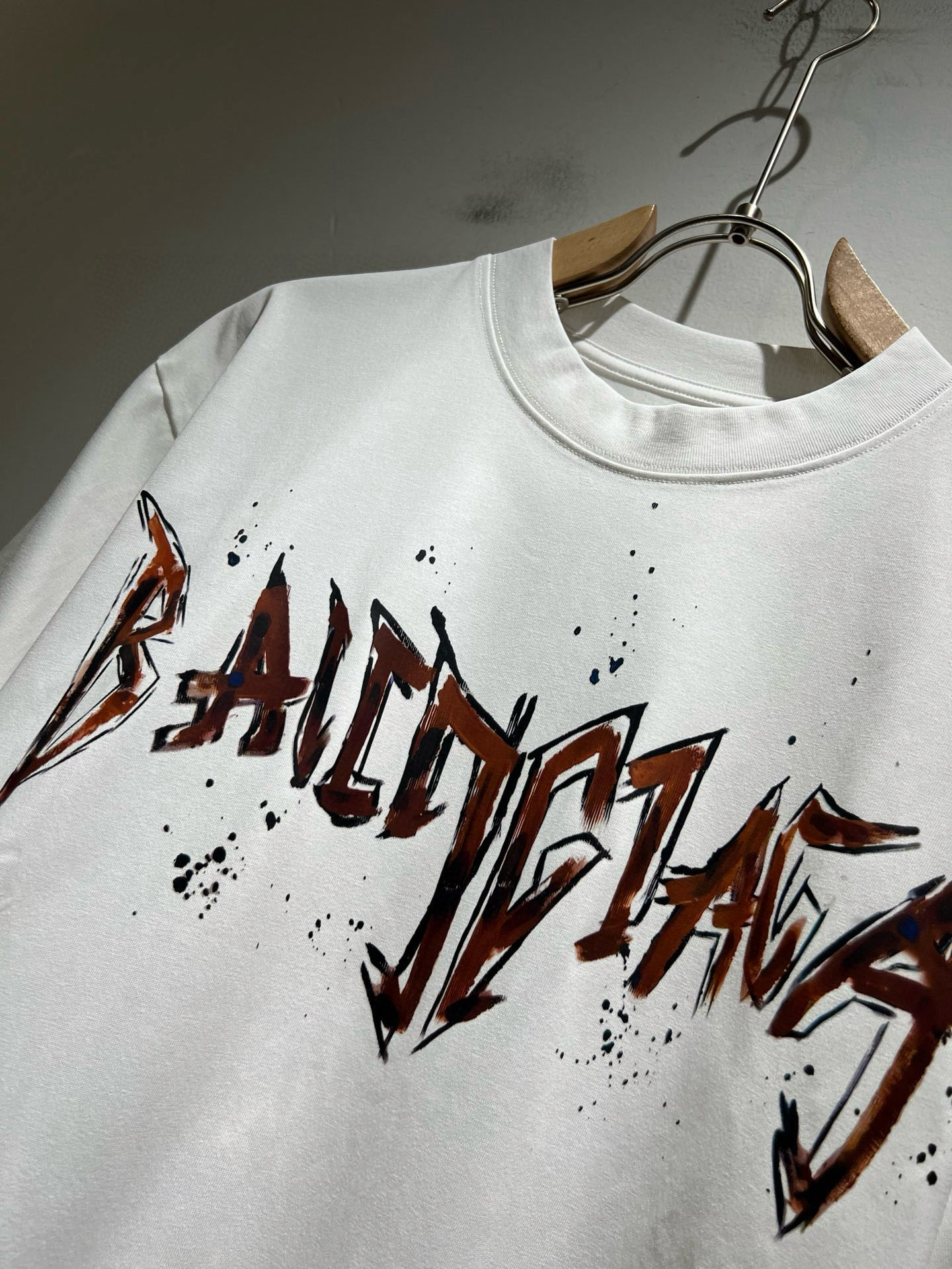 BALENCI*GA巴黎*家 2026春夏新款男女同款👫短袖T恤！走秀图案印花时尚休闲短袖T恤衫！设计l