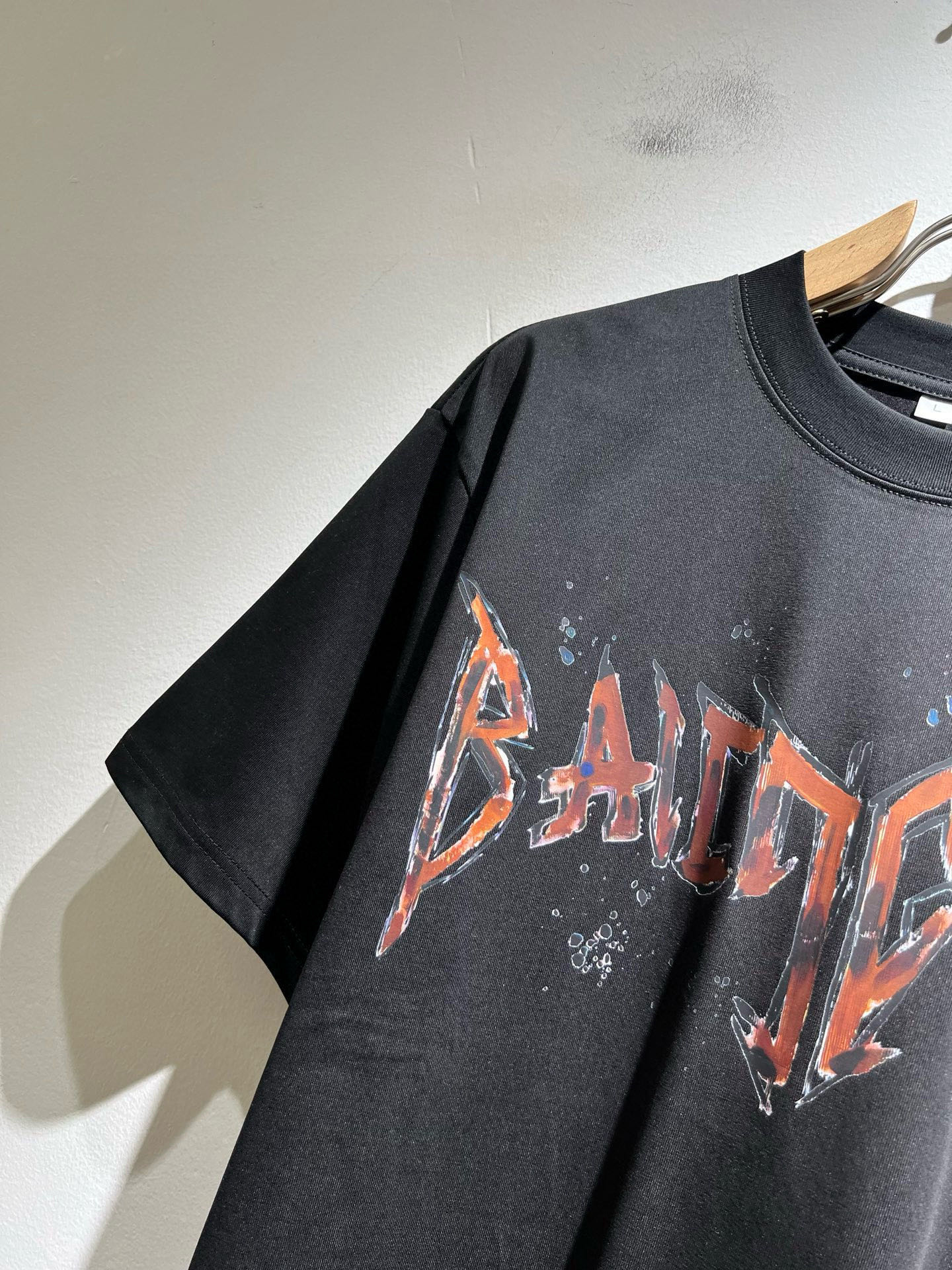 BALENCI*GA巴黎*家 2026春夏新款男女同款👫短袖T恤！走秀图案印花时尚休闲短袖T恤衫！设计l