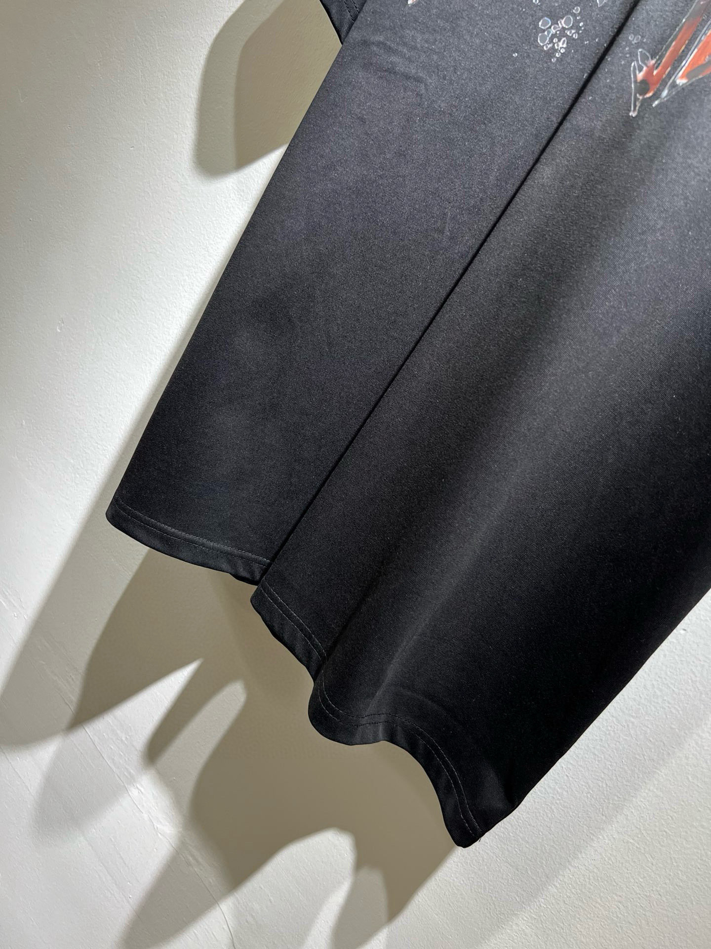 BALENCI*GA巴黎*家 2026春夏新款男女同款👫短袖T恤！走秀图案印花时尚休闲短袖T恤衫！设计l