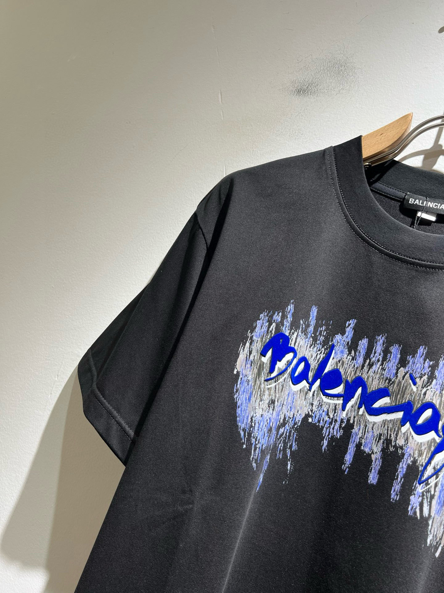 BALENCI*GA巴黎*家 2026春夏新款男女同款👫短袖T恤！走秀图案印花时尚休闲短袖T恤衫！设计l