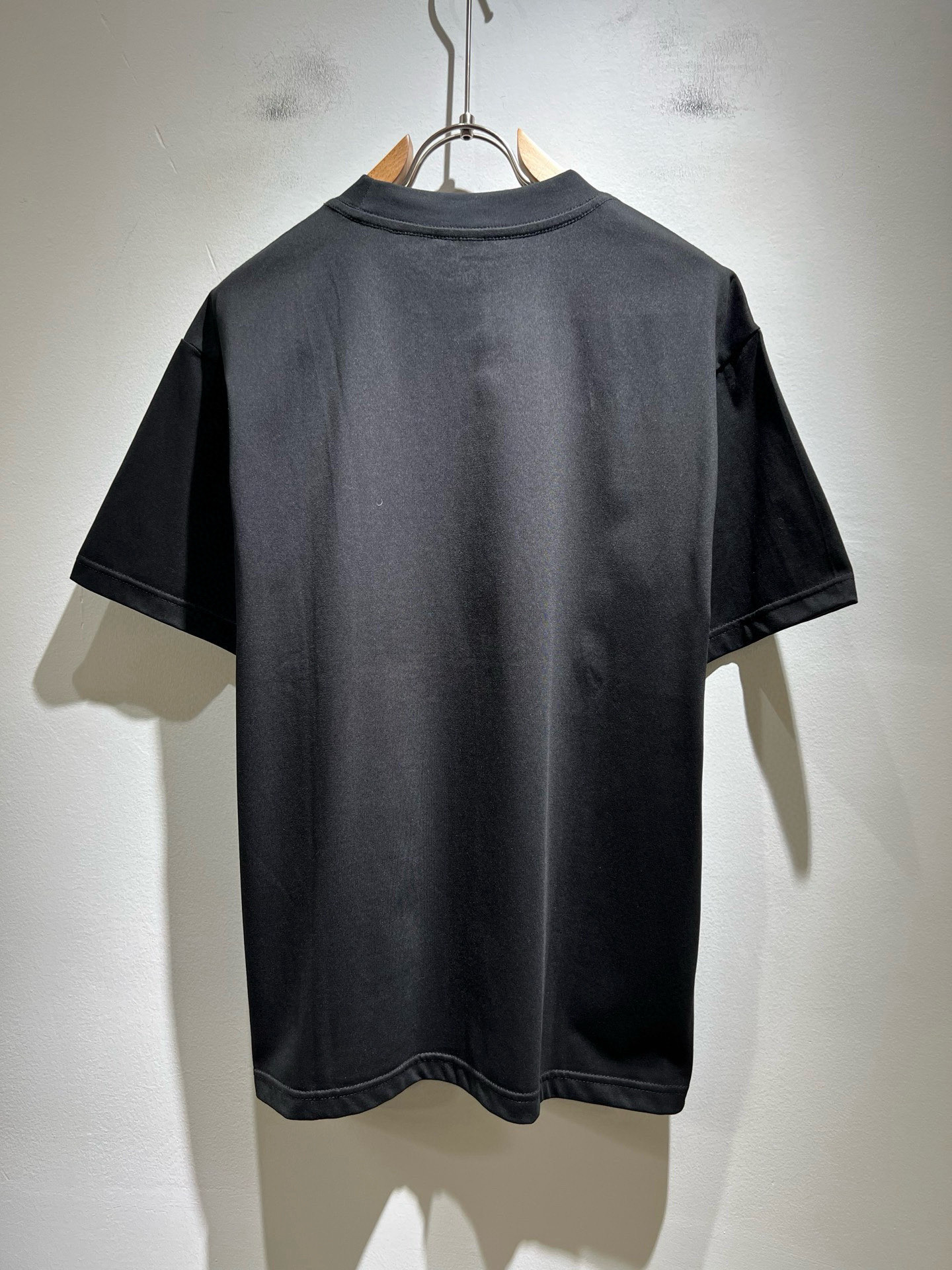 BALENCI*GA巴黎*家 2026春夏新款男女同款👫短袖T恤！走秀图案印花时尚休闲短袖T恤衫！设计l