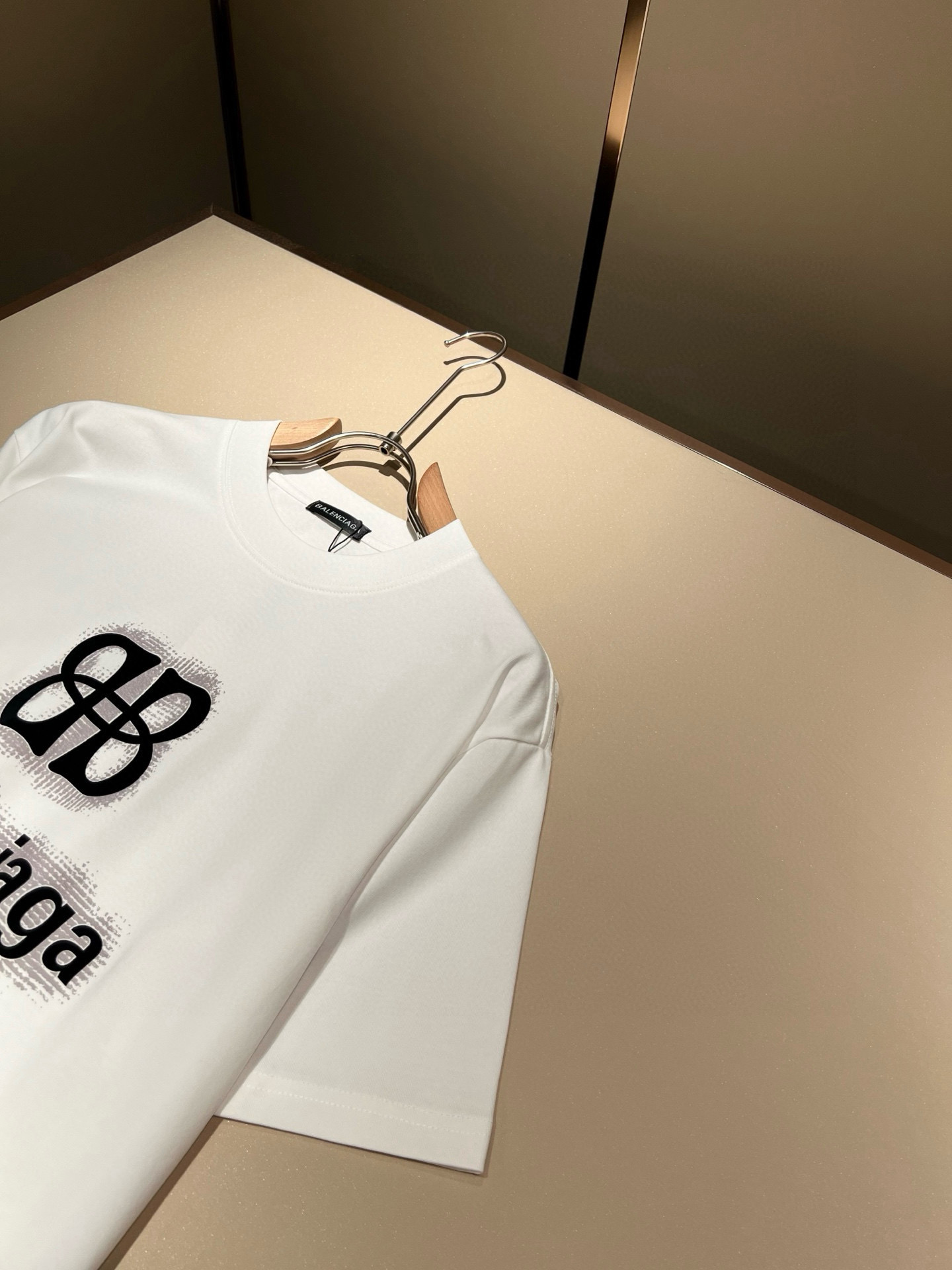 BALENCI*GA巴黎*家 2026春夏新款男女同款👫短袖T恤！走秀图案印花时尚休闲短袖T恤衫！设计l