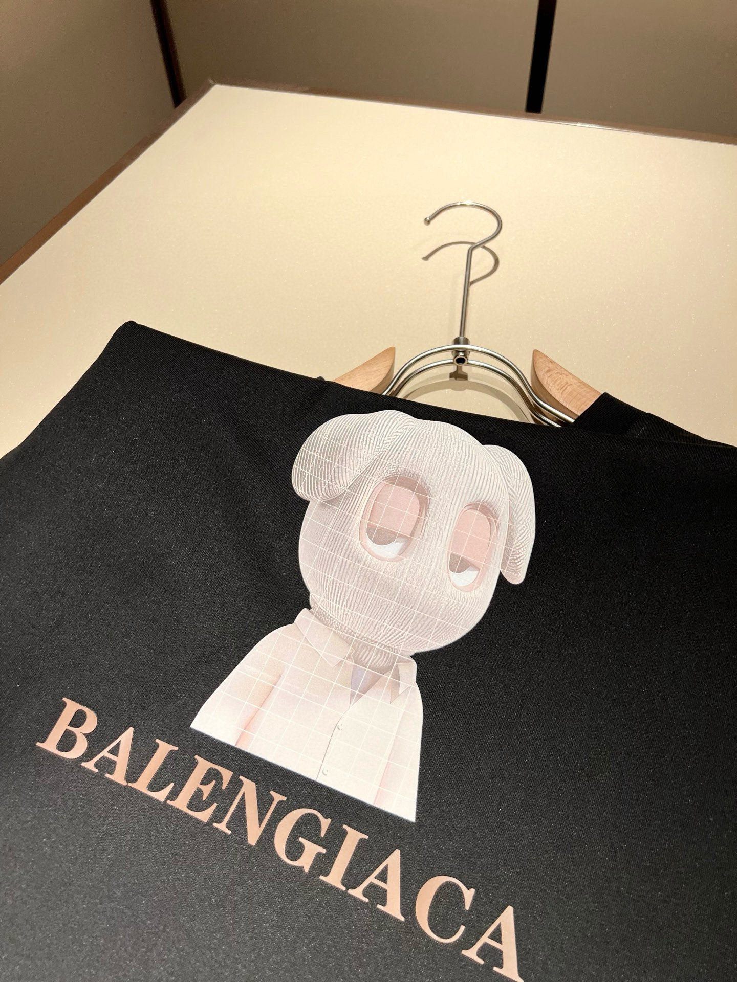 BALENCI*GA巴黎*家 2026春夏新款男女同款👫短袖T恤！走秀图案印花时尚休闲短袖T恤衫！设计l