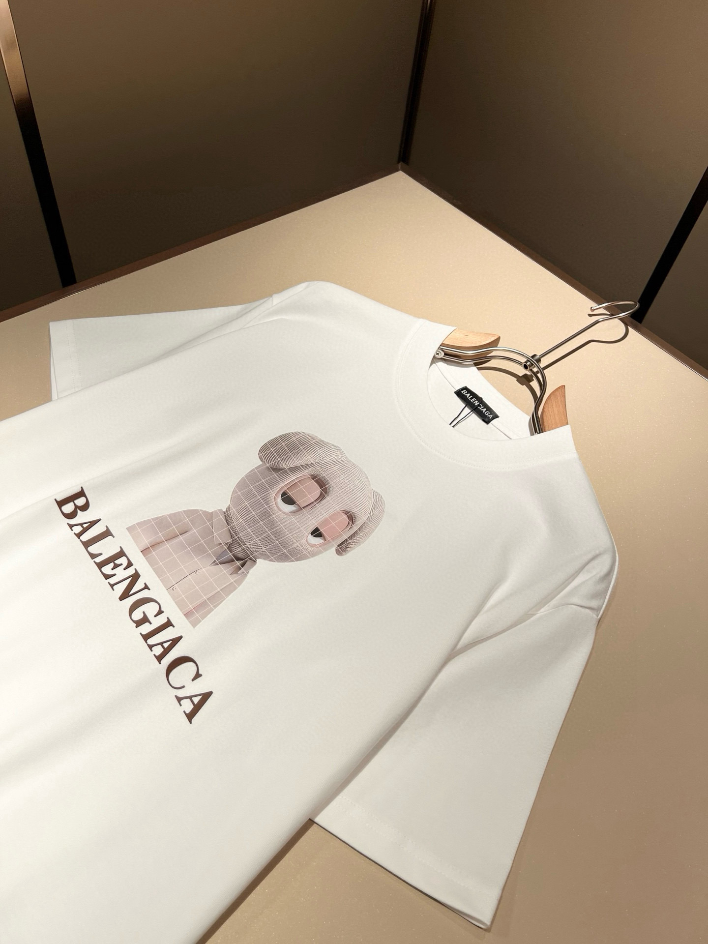 BALENCI*GA巴黎*家 2026春夏新款男女同款👫短袖T恤！走秀图案印花时尚休闲短袖T恤衫！设计l