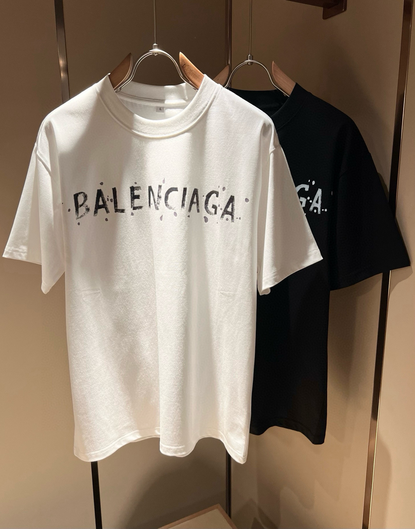BALENCI*GA巴黎*家 2026春夏新款男女同款👫短袖T恤！走秀图案印花时尚休闲短袖T恤衫！设计l