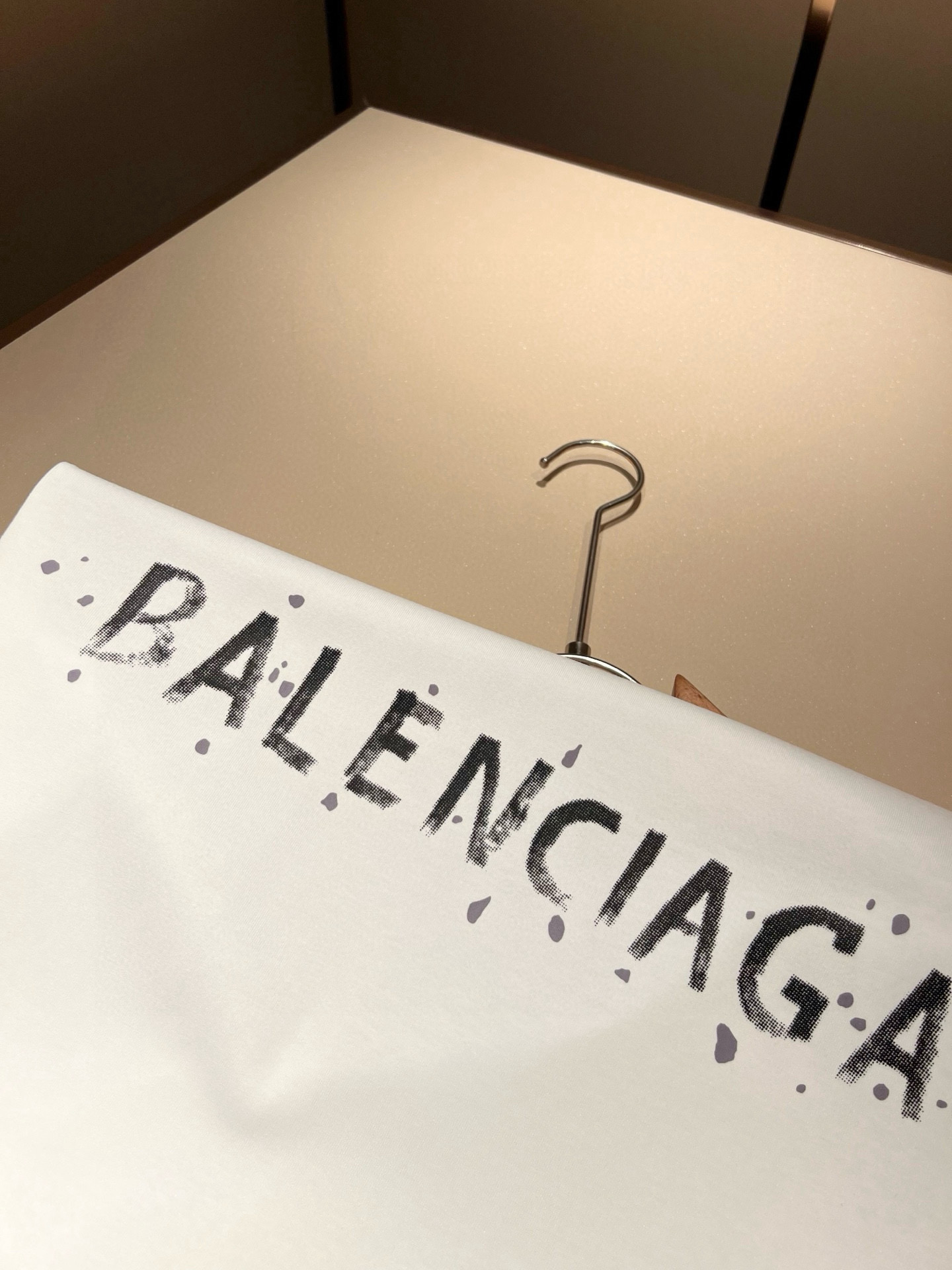 BALENCI*GA巴黎*家 2026春夏新款男女同款👫短袖T恤！走秀图案印花时尚休闲短袖T恤衫！设计l