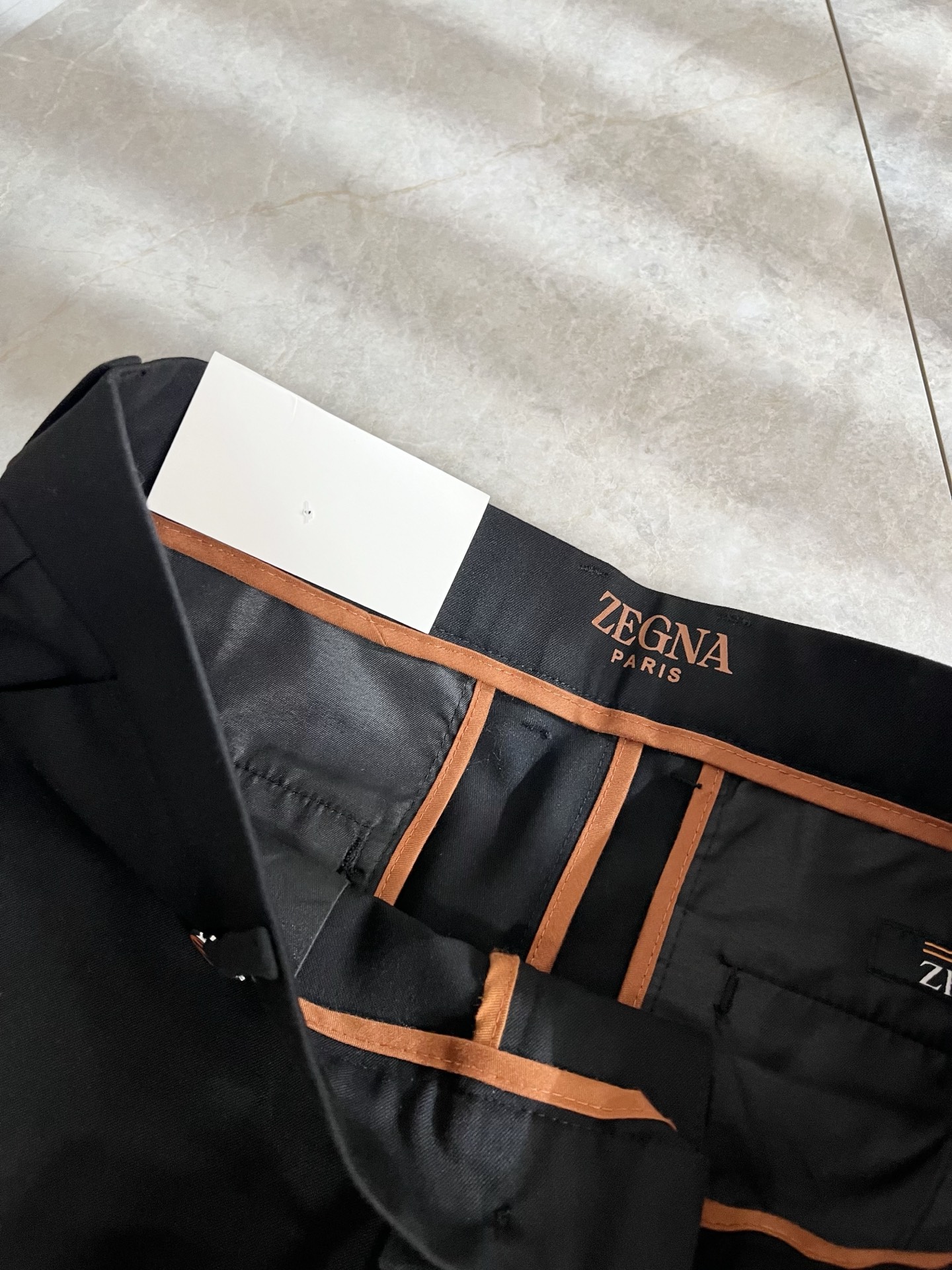 Ermenegildo Zeg*a杰*亚 2026春夏新款男士休闲西裤，压轴的渠道货出现了！！柜台同步销