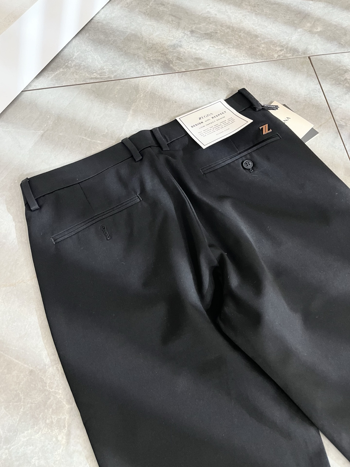 Ermenegildo Zeg*a杰*亚 2026春夏新款男士休闲西裤，压轴的渠道货出现了！！柜台同步销