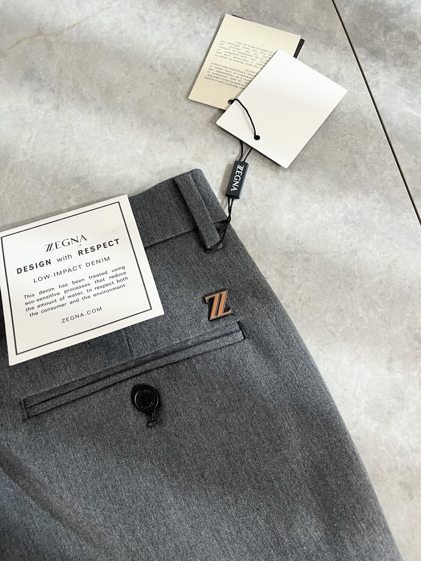 Ermenegildo Zeg*a杰*亚 2026春夏新款男士休闲西裤，压轴的渠道货出现了！！柜台同步销