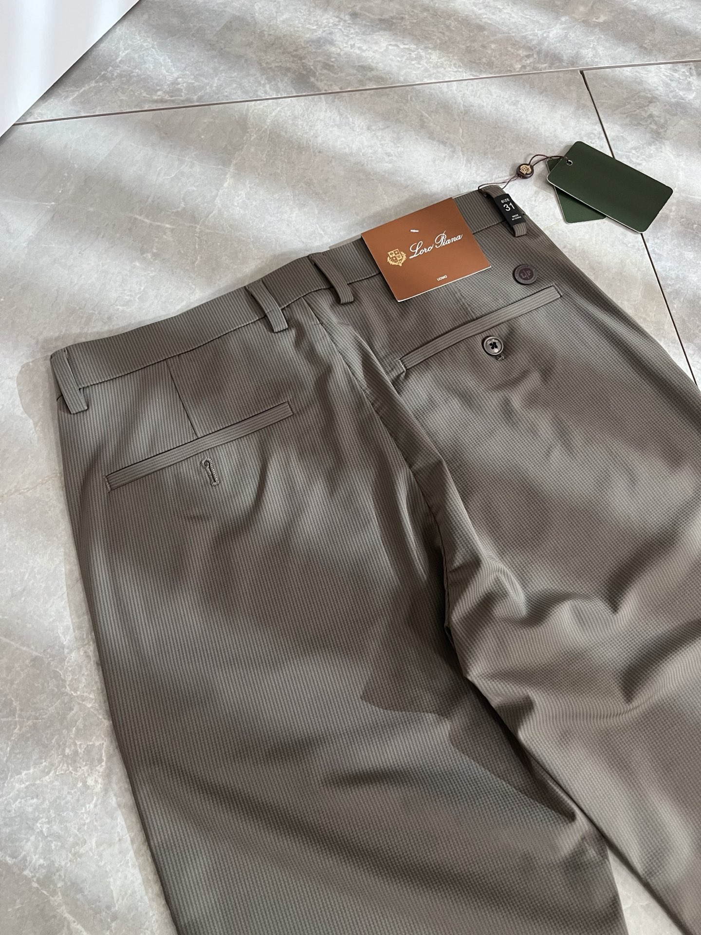 Loro Piana诺悠翩雅 2026春夏新品男士时装款高端休闲裤，香港洋行渠道货，日本原厂出品，纯血统