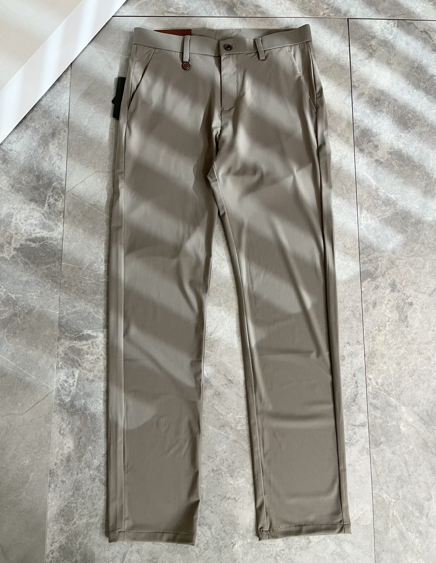 Loro Piana诺悠翩雅 2026春夏新品男士时装款高端休闲裤，香港洋行渠道货，日本原厂出品，纯血统