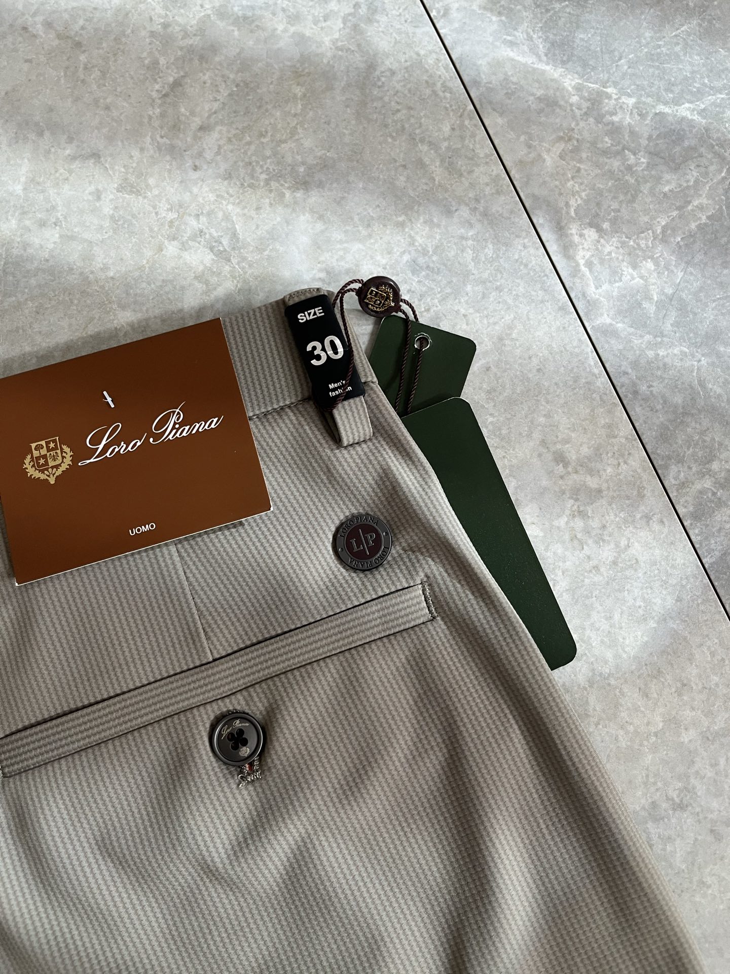 Loro Piana诺悠翩雅 2026春夏新品男士时装款高端休闲裤，香港洋行渠道货，日本原厂出品，纯血统