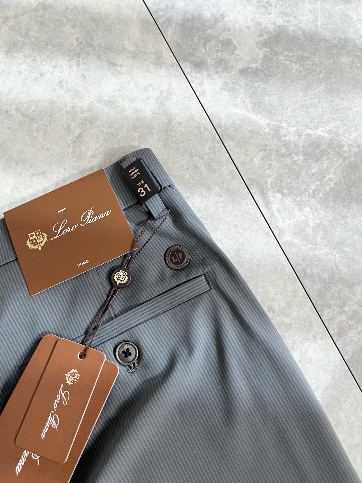 Loro Piana诺悠翩雅 2026春夏新品男士时装款高端休闲裤，香港洋行渠道货，日本原厂出品，纯血统