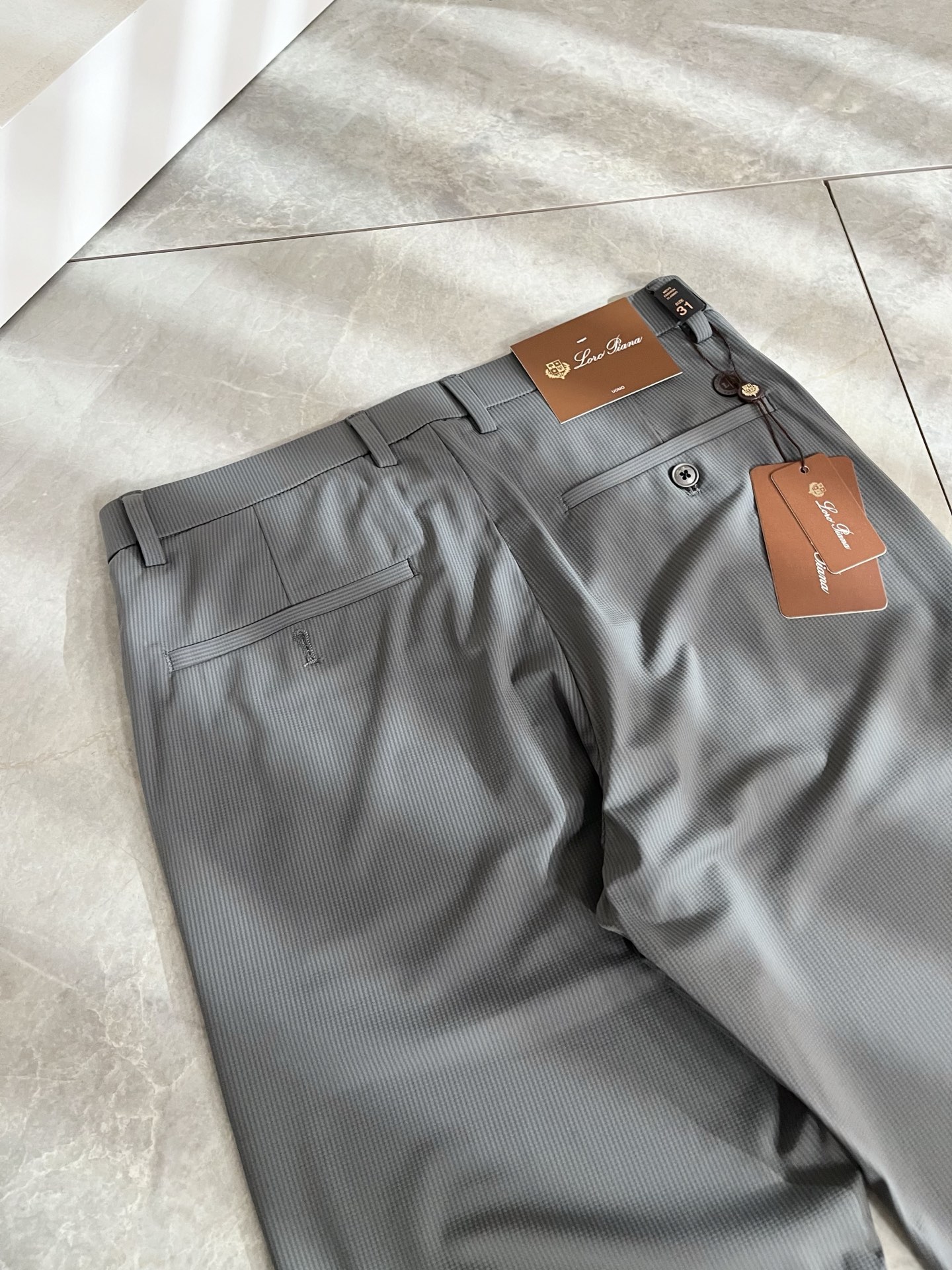 Loro Piana诺悠翩雅 2026春夏新品男士时装款高端休闲裤，香港洋行渠道货，日本原厂出品，纯血统