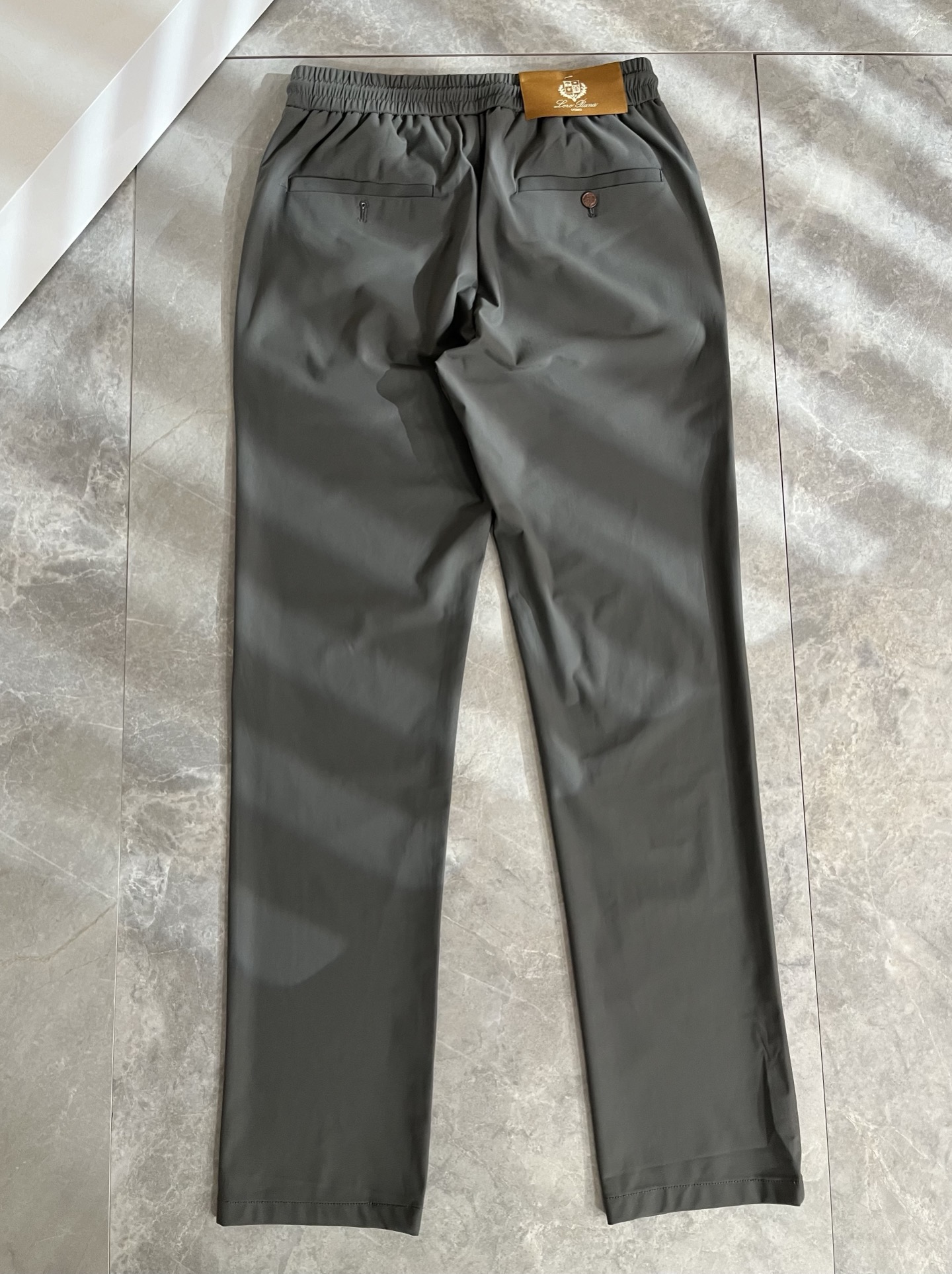 Loro Piana诺悠翩雅 2026春夏新品男士时装款高端休闲裤，香港洋行渠道货，日本原厂出品，纯血统