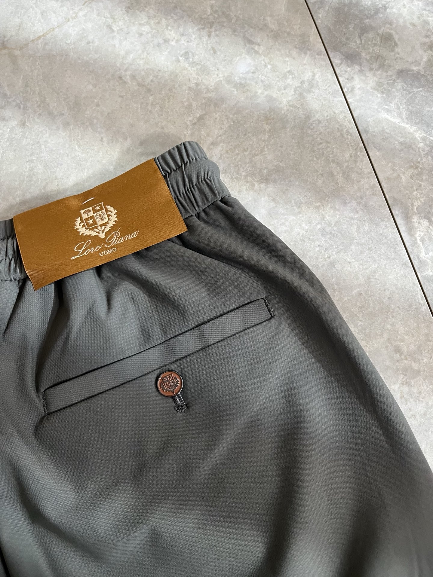 Loro Piana诺悠翩雅 2026春夏新品男士时装款高端休闲裤，香港洋行渠道货，日本原厂出品，纯血统