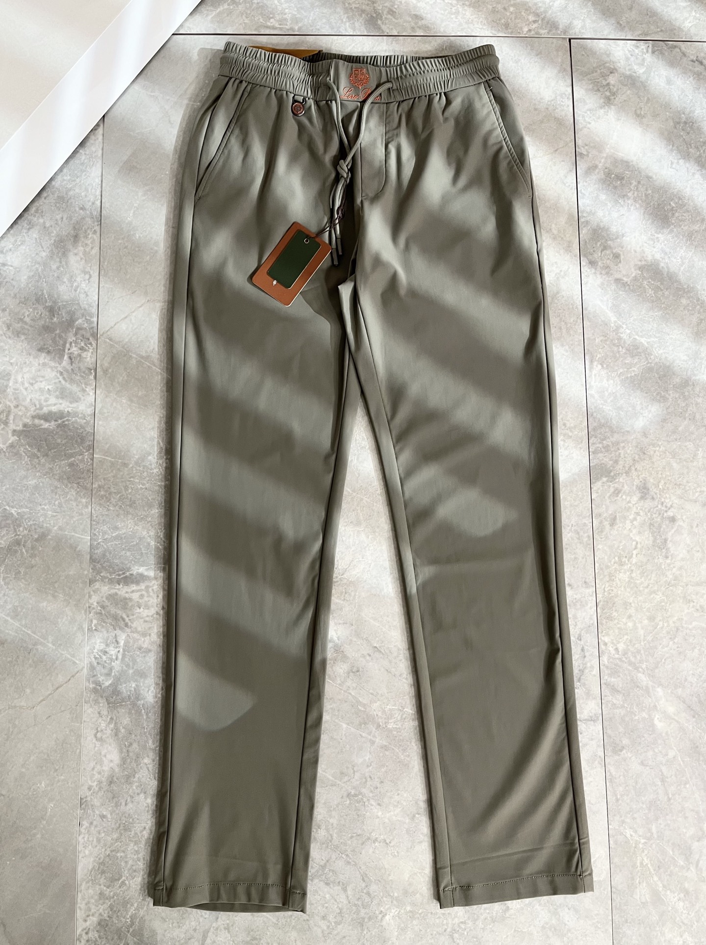 Loro Piana诺悠翩雅 2026春夏新品男士时装款高端休闲裤，香港洋行渠道货，日本原厂出品，纯血统