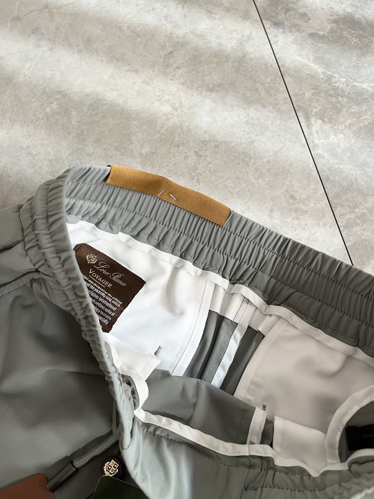 Loro Piana诺悠翩雅 2026春夏新品男士时装款高端休闲裤，香港洋行渠道货，日本原厂出品，纯血统