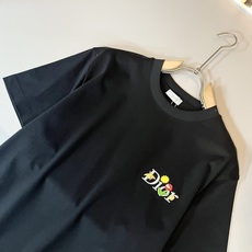 Dio*迪家 2026春夏新款男女同款👫短袖T恤,专柜同步发售!定制专属260克纯棉面料,定制原版工艺螺 Dio*迪家 2026春夏新款男女同款👫短袖T恤,专柜同步发售!定制专属260克纯棉面料,定制原版工艺螺
