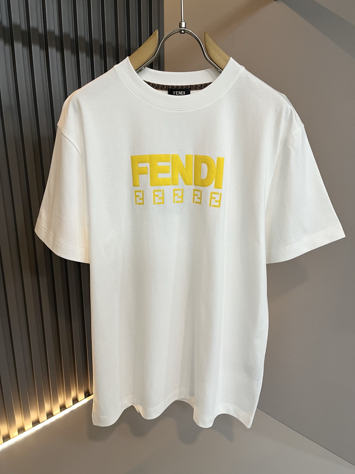 FEN*I 芬*迪2026春夏新款FD家族FF男女同款👫短袖T恤，男女同款👫百搭极简短袖。意大利原厂订单