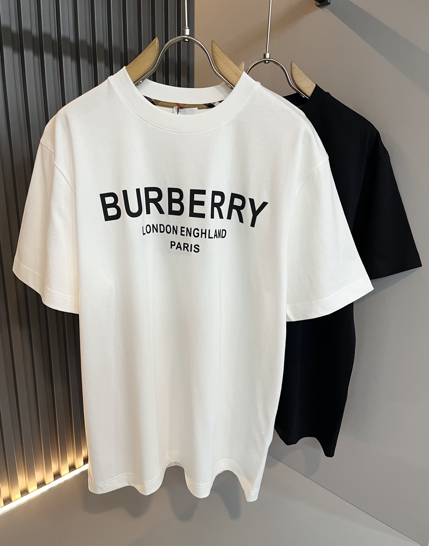 BURBER*Y巴*莉2026春夏新品短袖T恤，重磅来袭，最近比较火热的环保纯棉面料制作而成，高端户外运