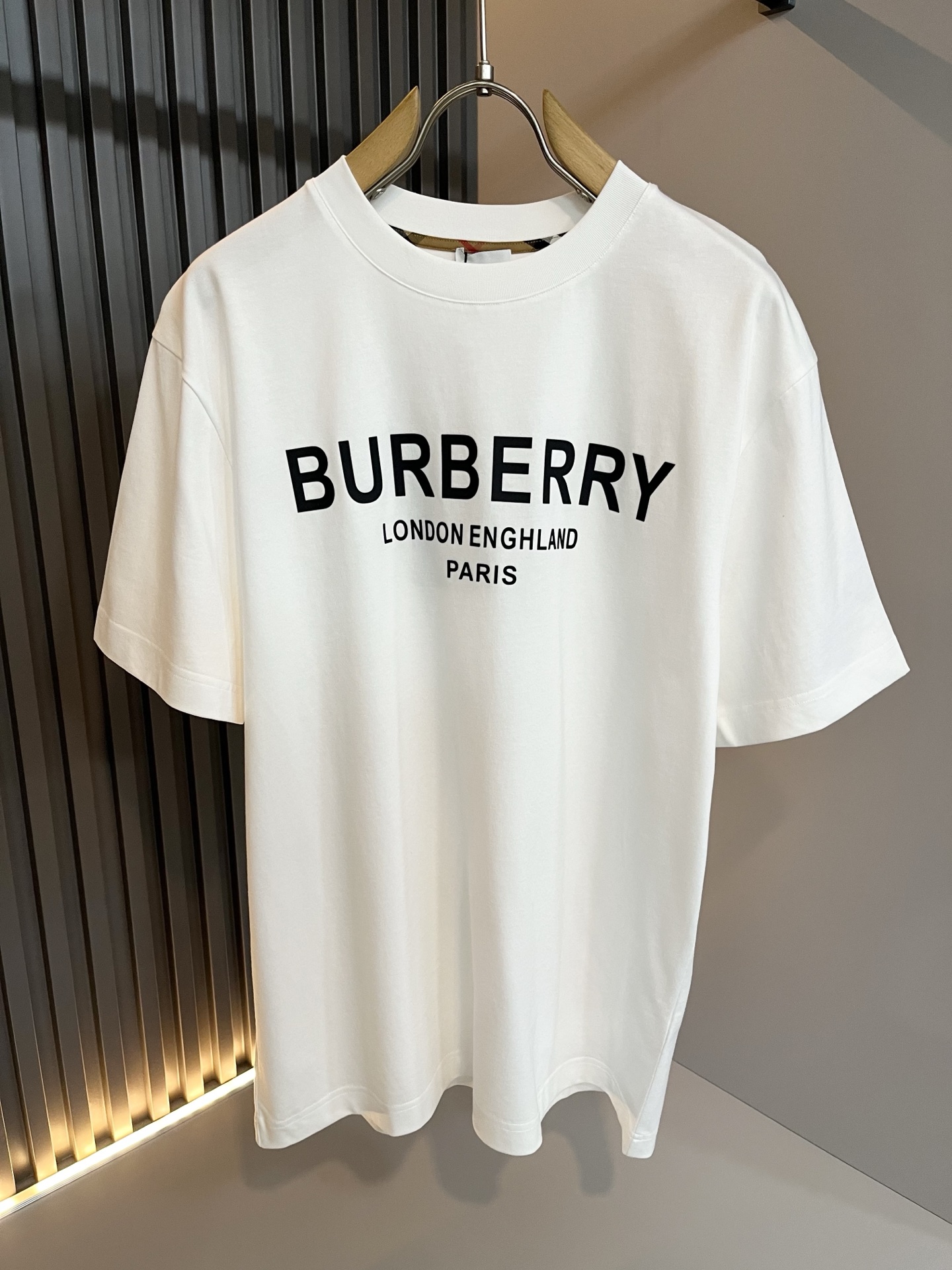BURBER*Y巴*莉2026春夏新品短袖T恤，重磅来袭，最近比较火热的环保纯棉面料制作而成，高端户外运