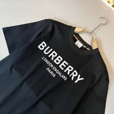 BURBER*Y巴*莉2026春夏新品短袖T恤,重磅来袭,最近比较火热的环保纯棉面料制作而成,高端户外运 BURBER*Y巴*莉2026春夏新品短袖T恤,重磅来袭,最近比较火热的环保纯棉面料制作而成,高端户外运