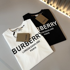BURBER*Y巴*莉2026春夏新品短袖T恤,重磅来袭,最近比较火热的环保纯棉面料制作而成,高端户外运 BURBER*Y巴*莉2026春夏新品短袖T恤,重磅来袭,最近比较火热的环保纯棉面料制作而成,高端户外运