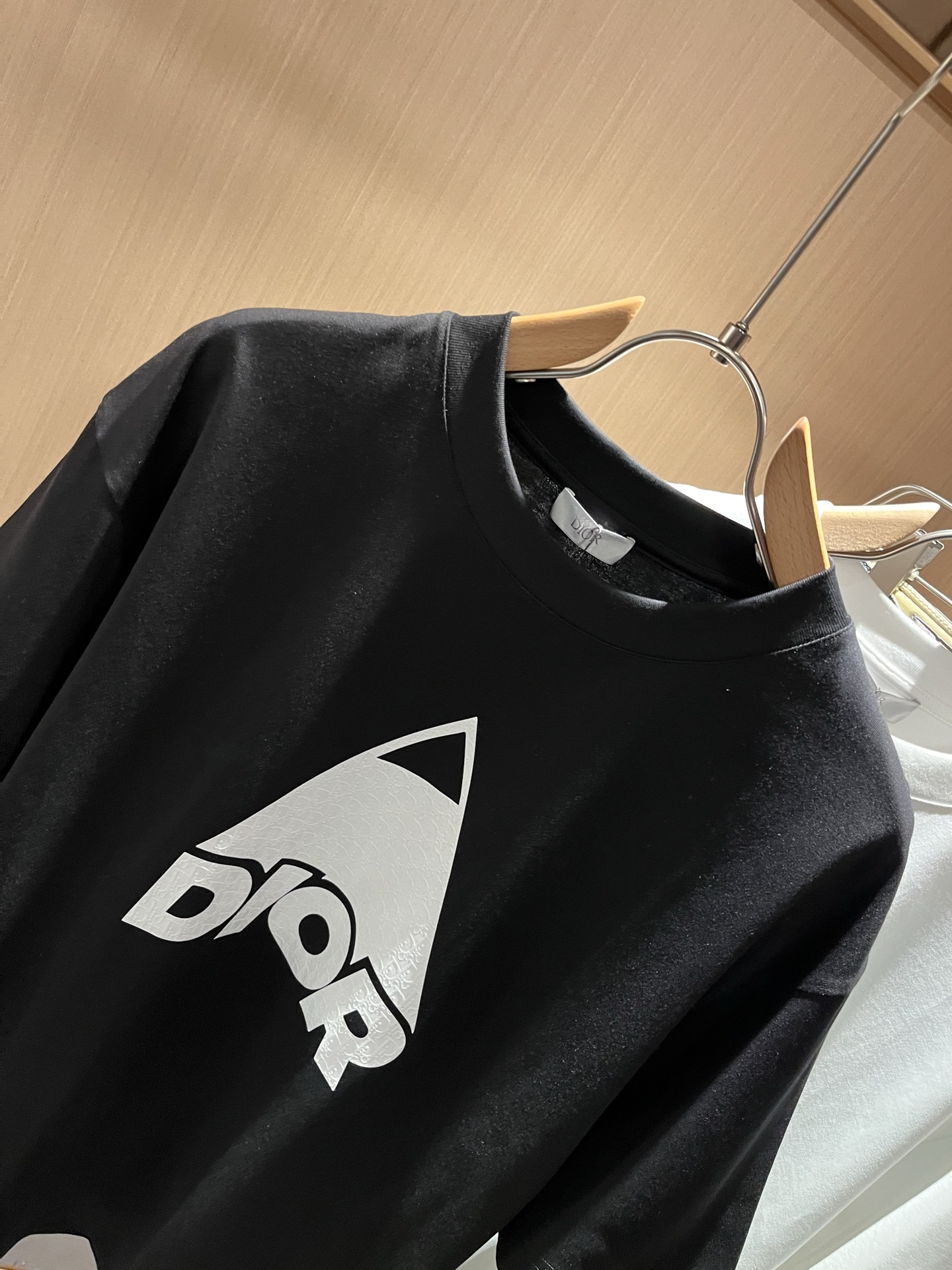 Dio*迪家 2026春夏新款男女同款👫短袖T恤，专柜同步发售！定制专属260克纯棉面料，定制原版工艺螺