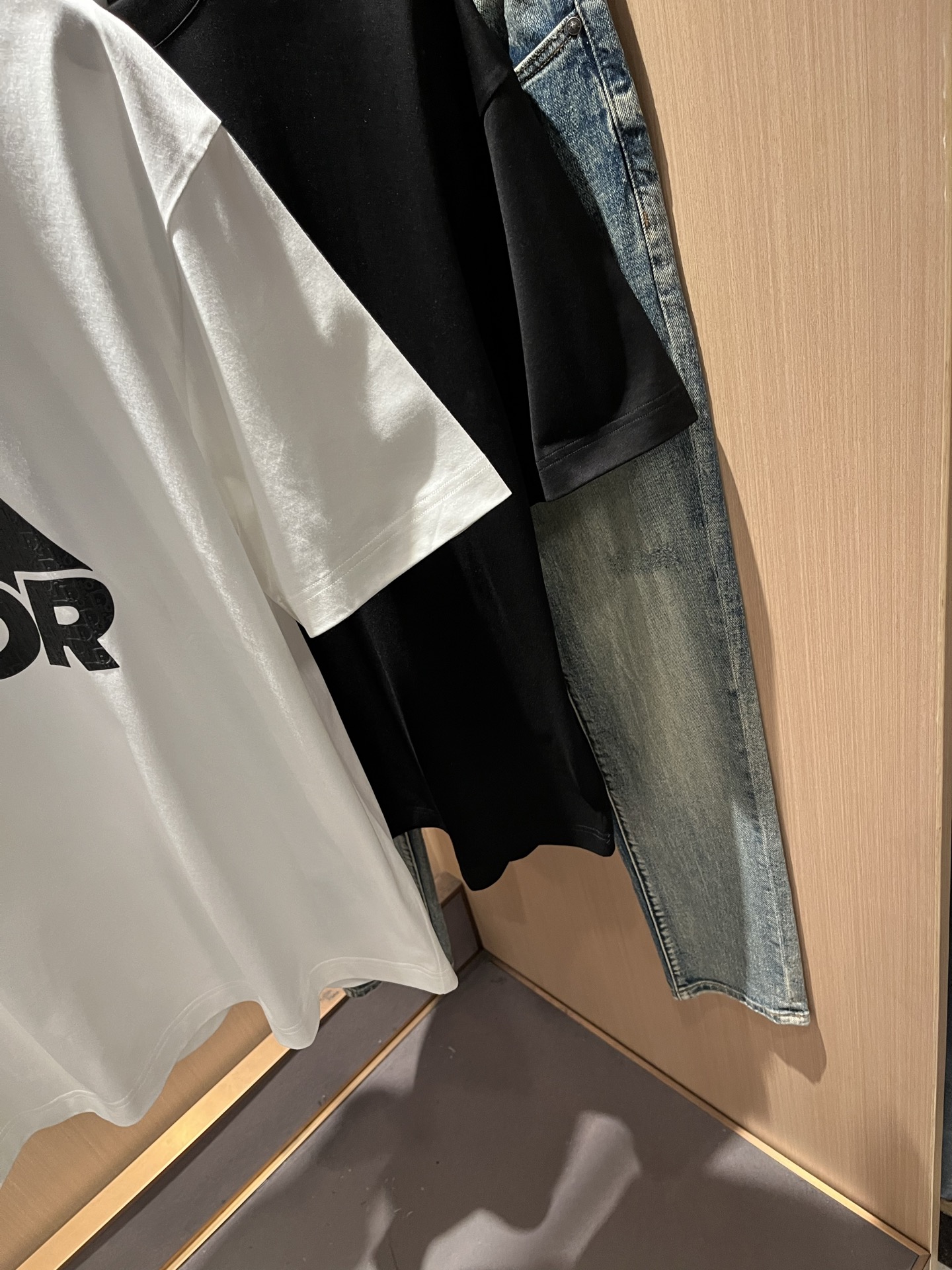 Dio*迪家 2026春夏新款男女同款👫短袖T恤，专柜同步发售！定制专属260克纯棉面料，定制原版工艺螺