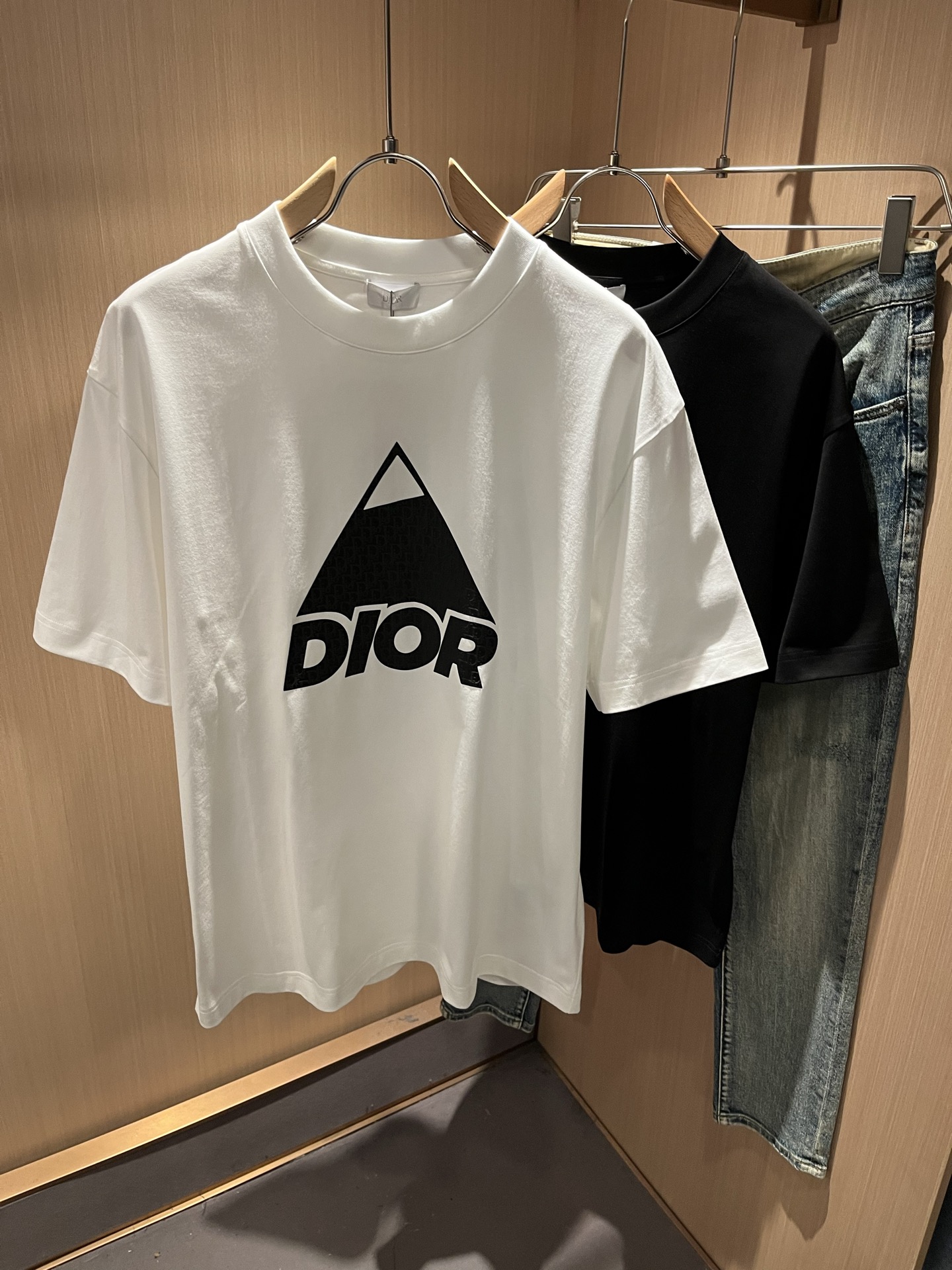 Dio*迪家 2026春夏新款男女同款👫短袖T恤，专柜同步发售！定制专属260克纯棉面料，定制原版工艺螺