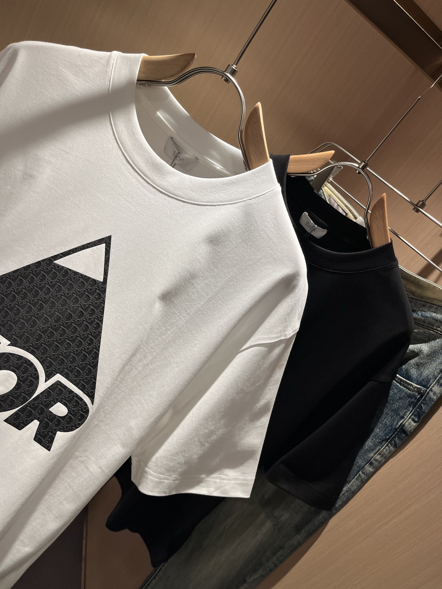 Dio*迪家 2026春夏新款男女同款👫短袖T恤，专柜同步发售！定制专属260克纯棉面料，定制原版工艺螺