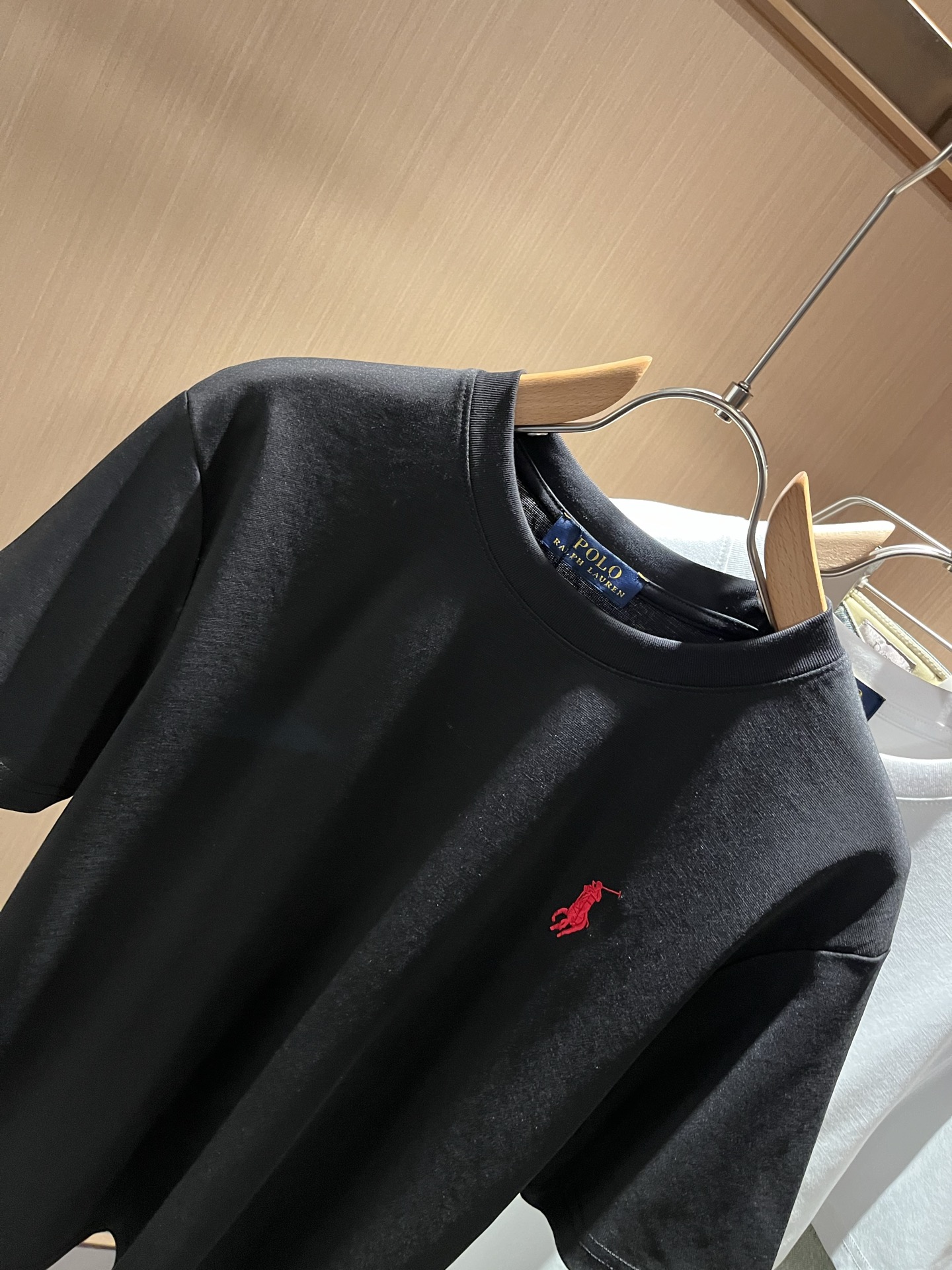 保罗POLOSPORT 2026春夏新款男士短袖T恤，简约纯色时尚款不乏有许多设计大咖们都对于纯色都有着