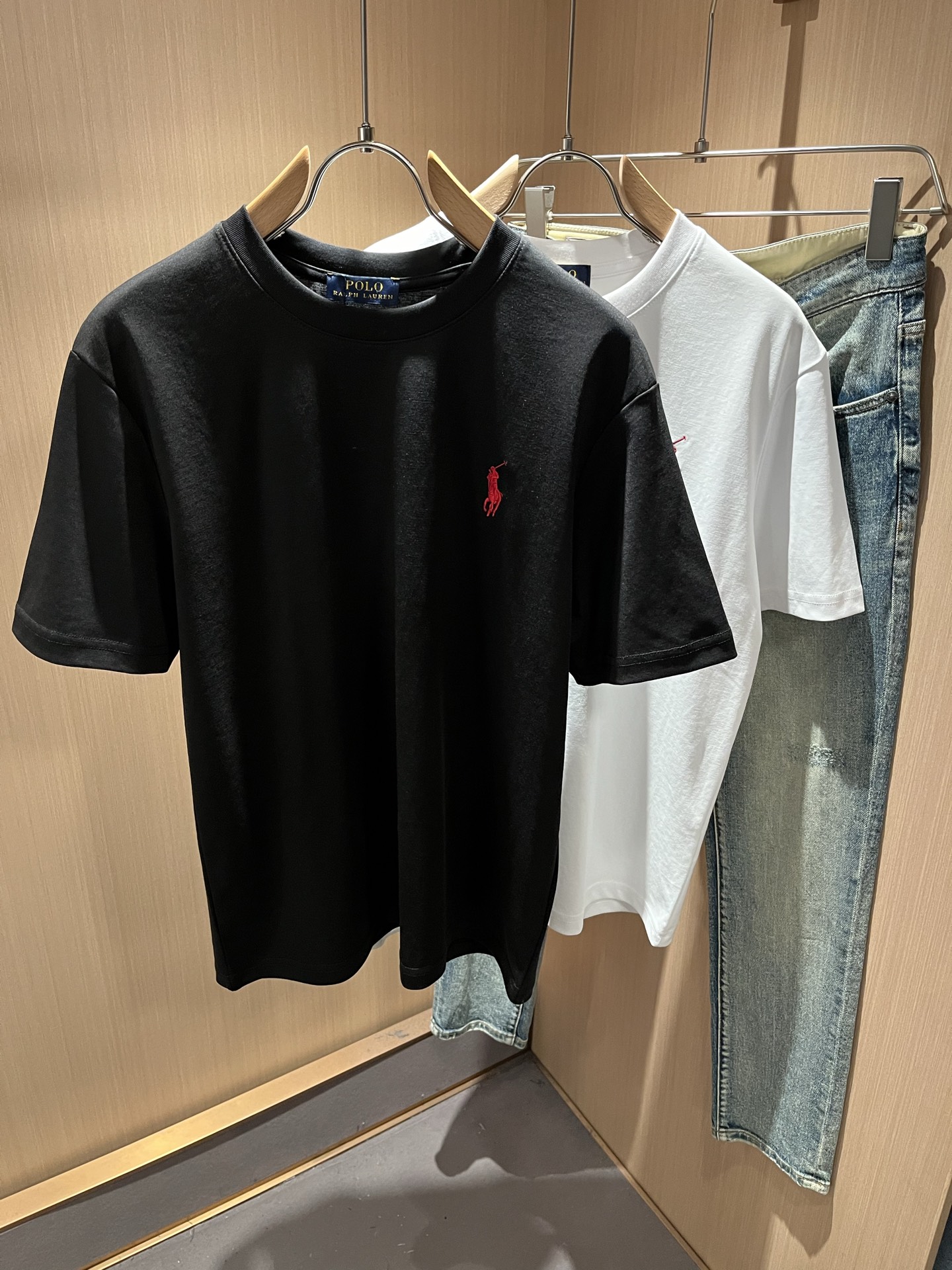 保罗POLOSPORT 2026春夏新款男士短袖T恤，简约纯色时尚款不乏有许多设计大咖们都对于纯色都有着