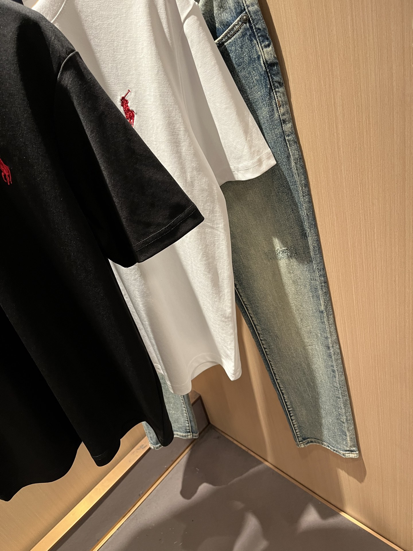 保罗POLOSPORT 2026春夏新款男士短袖T恤，简约纯色时尚款不乏有许多设计大咖们都对于纯色都有着