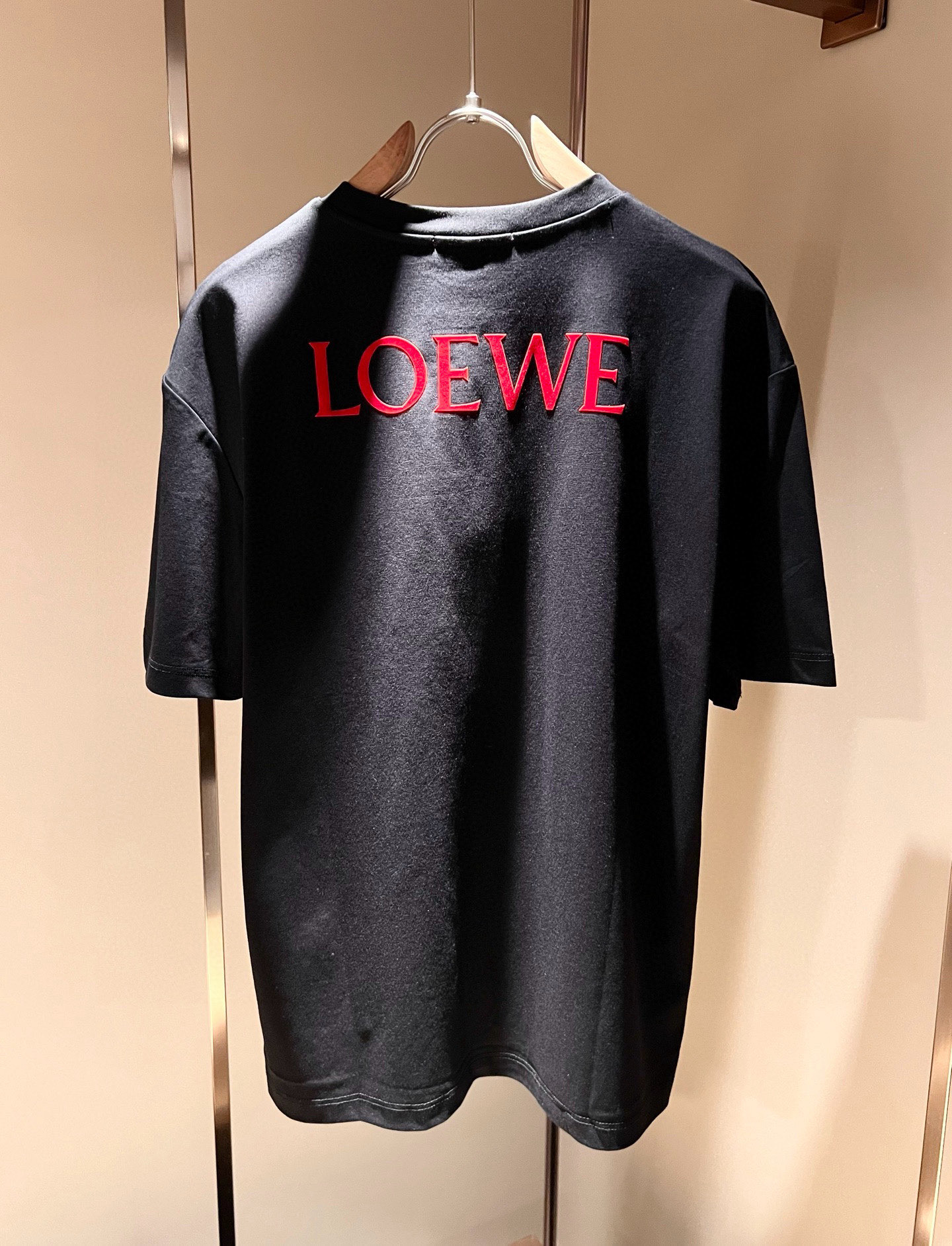 LOE*WE罗*威 2026春夏新款男女同款👫短袖T恤，意大利原厂订单渠道，极具个性高级风，标志logo