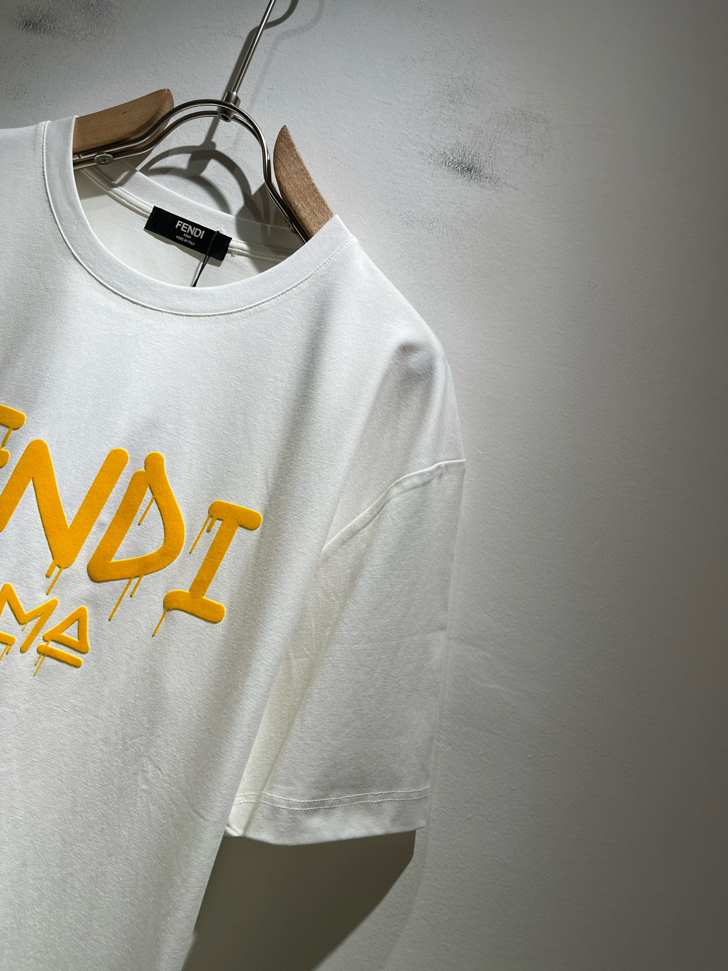 FEN*I 芬*迪2026春夏新款FD家族FF男女同款👫短袖T恤，男女同款👫百搭极简短袖。意大利原厂订单