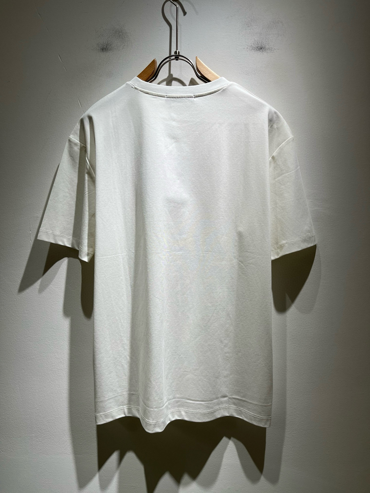 FEN*I 芬*迪2026春夏新款FD家族FF男女同款👫短袖T恤，男女同款👫百搭极简短袖。意大利原厂订单