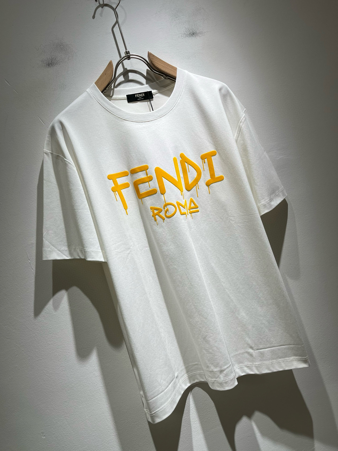 FEN*I 芬*迪2026春夏新款FD家族FF男女同款👫短袖T恤，男女同款👫百搭极简短袖。意大利原厂订单