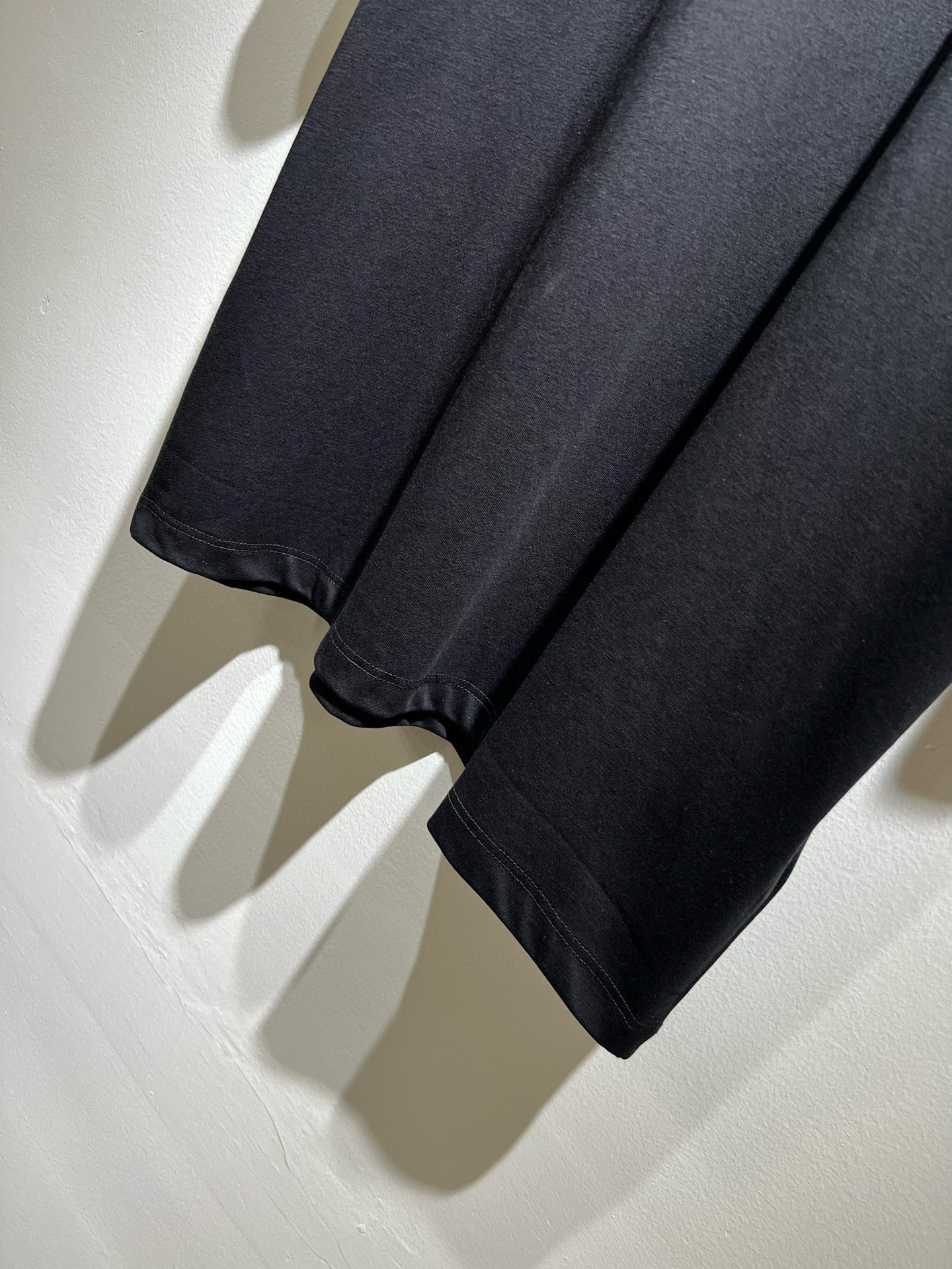 FEN*I 芬*迪2026春夏新款FD家族FF男女同款👫短袖T恤，男女同款👫百搭极简短袖。意大利原厂订单