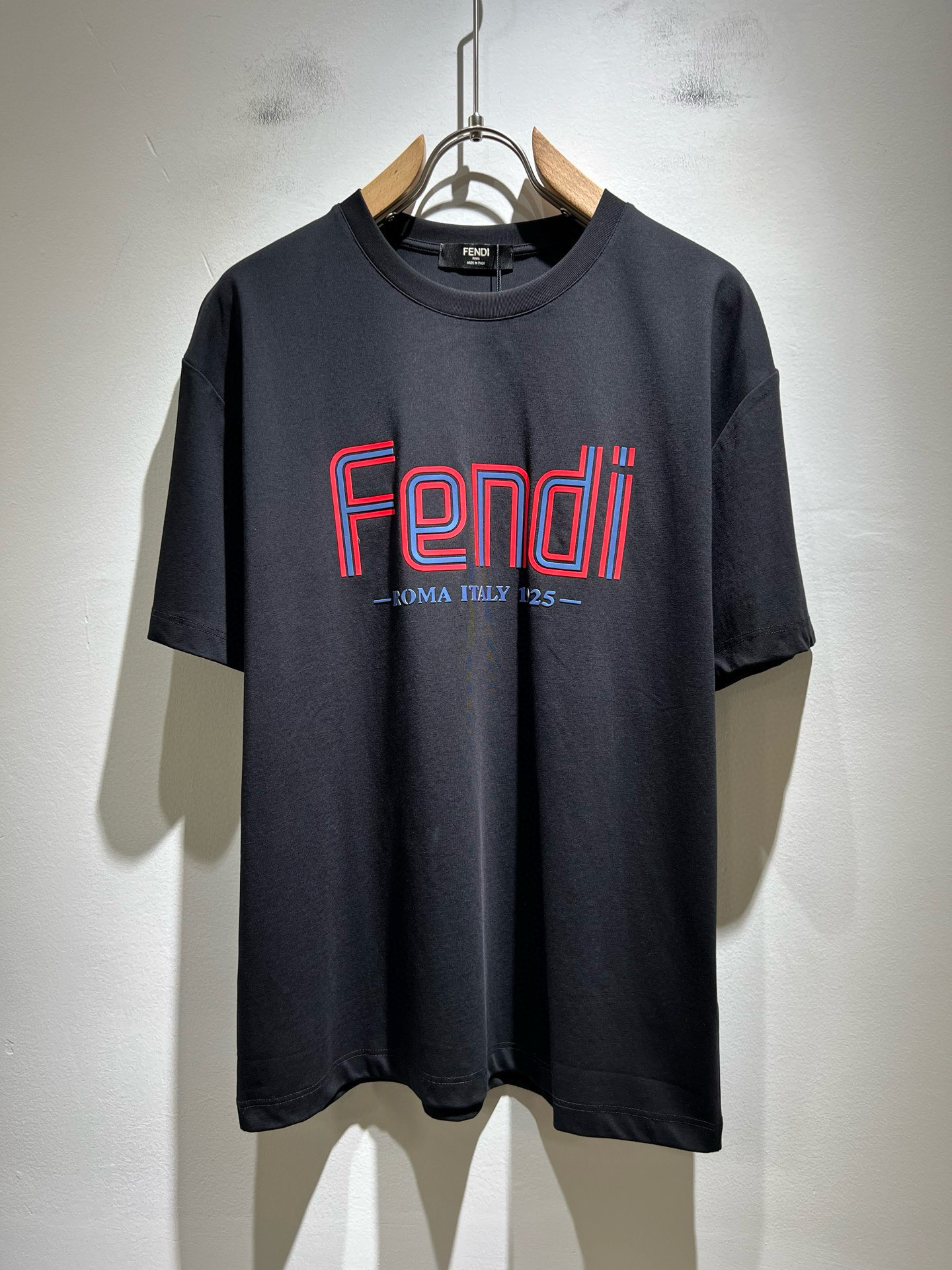 FEN*I 芬*迪2026春夏新款FD家族FF男女同款👫短袖T恤，男女同款👫百搭极简短袖。意大利原厂订单