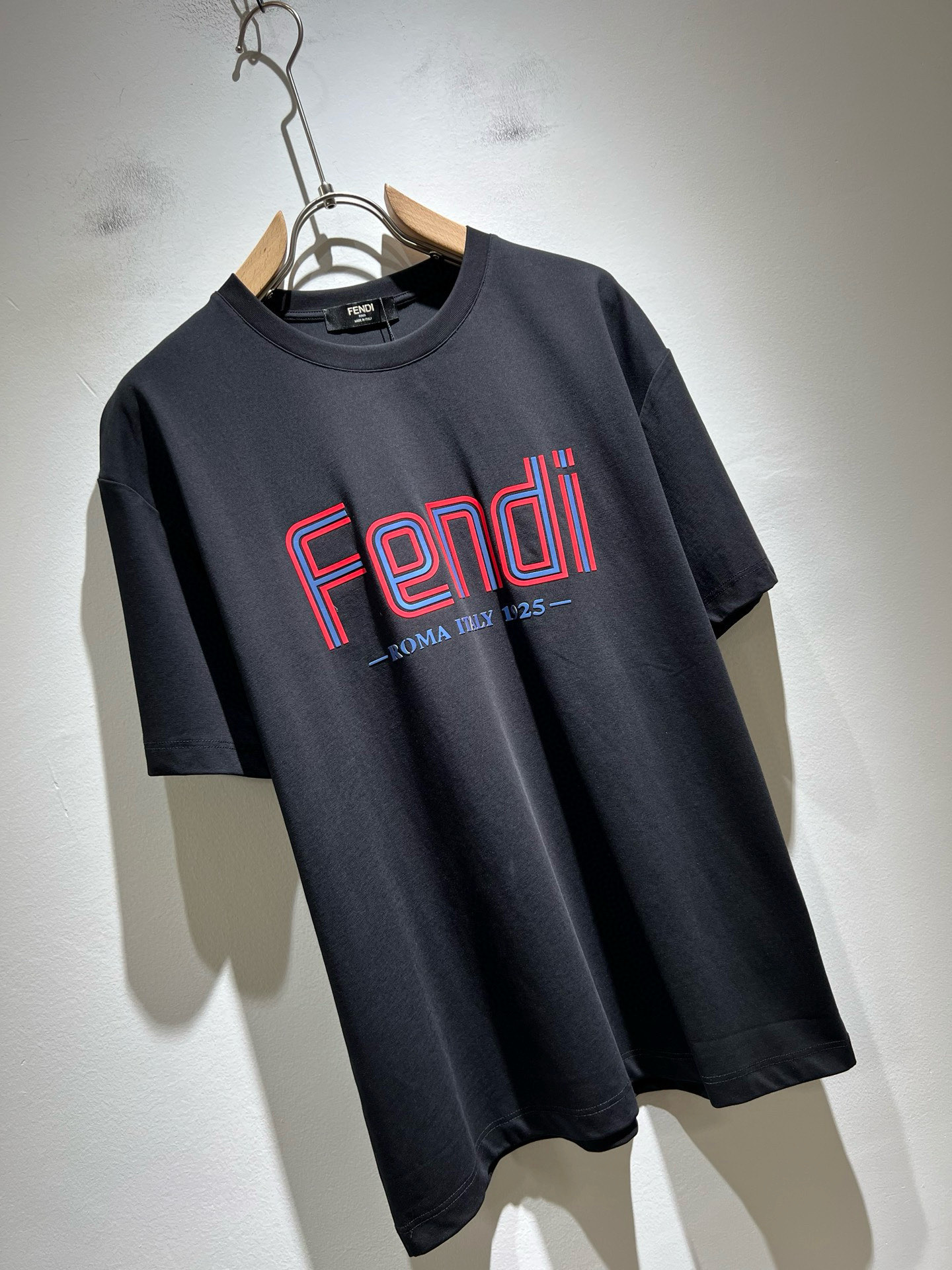 FEN*I 芬*迪2026春夏新款FD家族FF男女同款👫短袖T恤，男女同款👫百搭极简短袖。意大利原厂订单