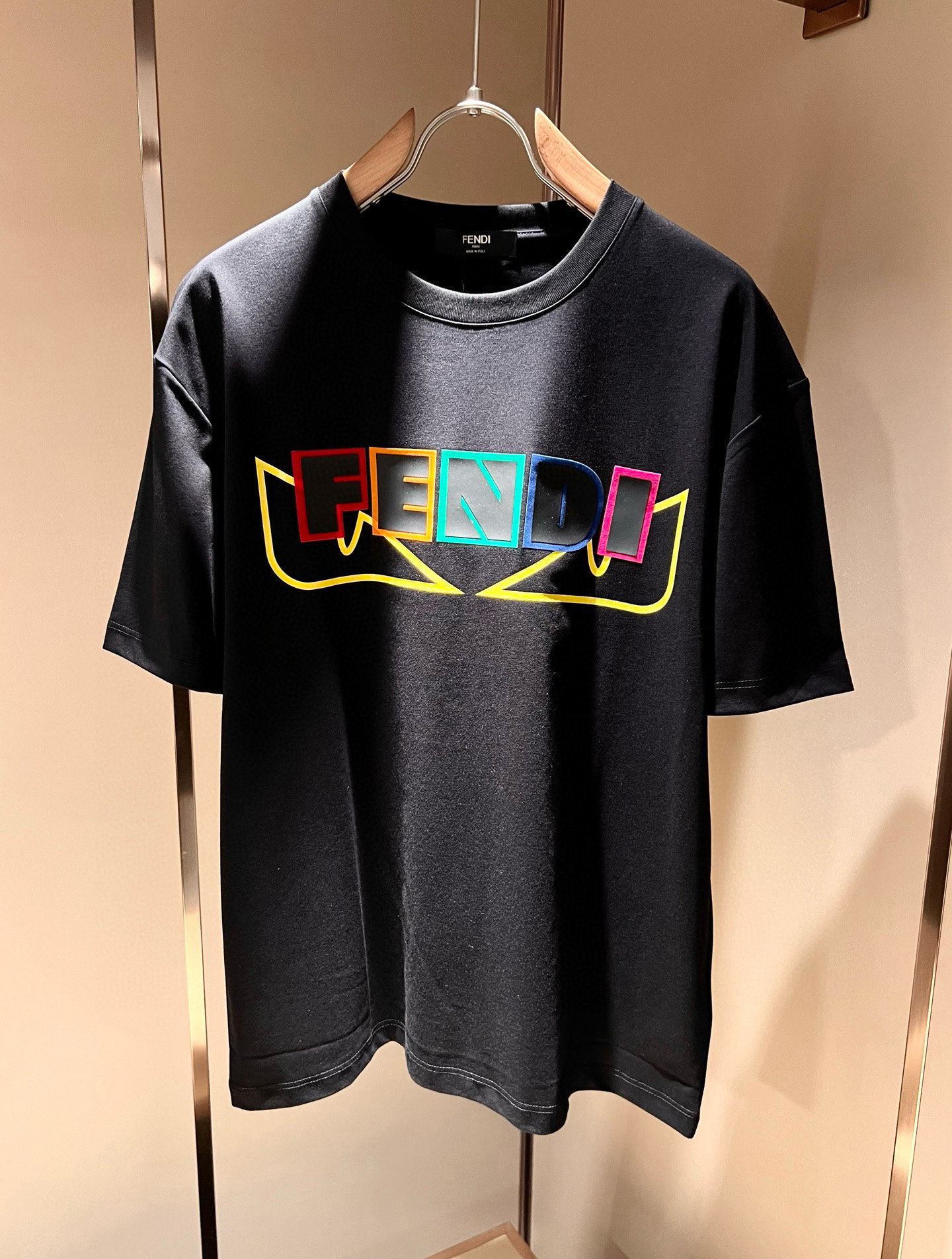 FEN*I 芬*迪2026春夏新款FD家族FF男女同款👫短袖T恤，男女同款👫百搭极简短袖。意大利原厂订单