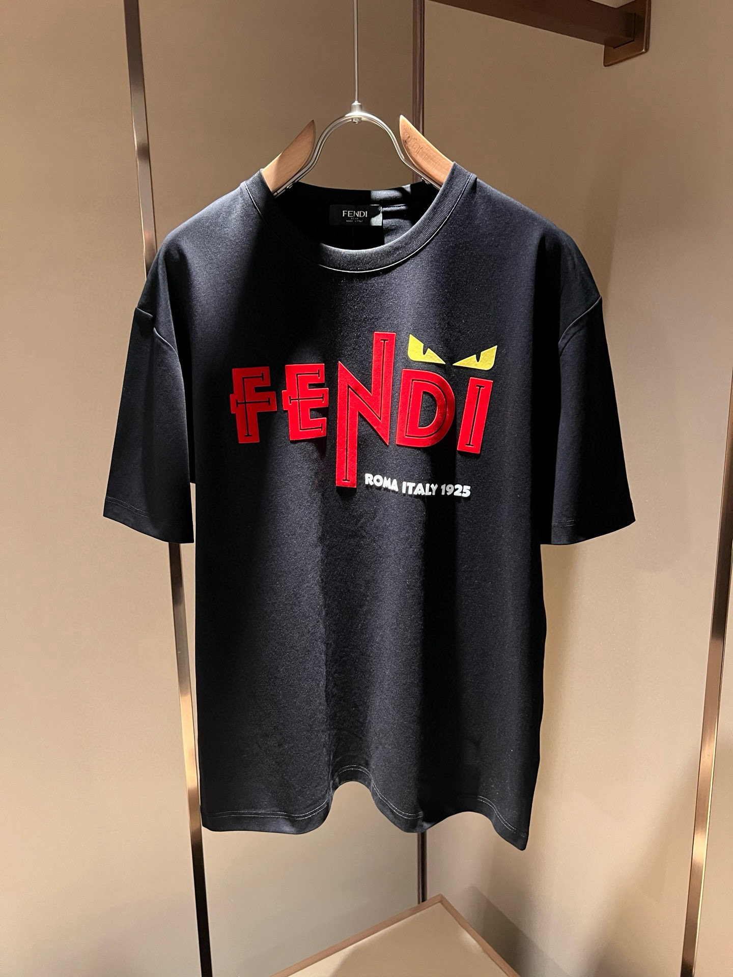 FEN*I 芬*迪2026春夏新款FD家族FF男女同款👫短袖T恤，男女同款👫百搭极简短袖。意大利原厂订单