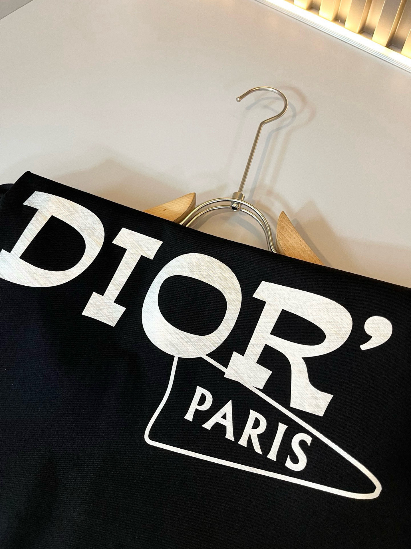 Dio*迪家 2026春夏新款男女同款👫短袖T恤，专柜同步发售！定制专属260克纯棉面料，定制原版工艺螺