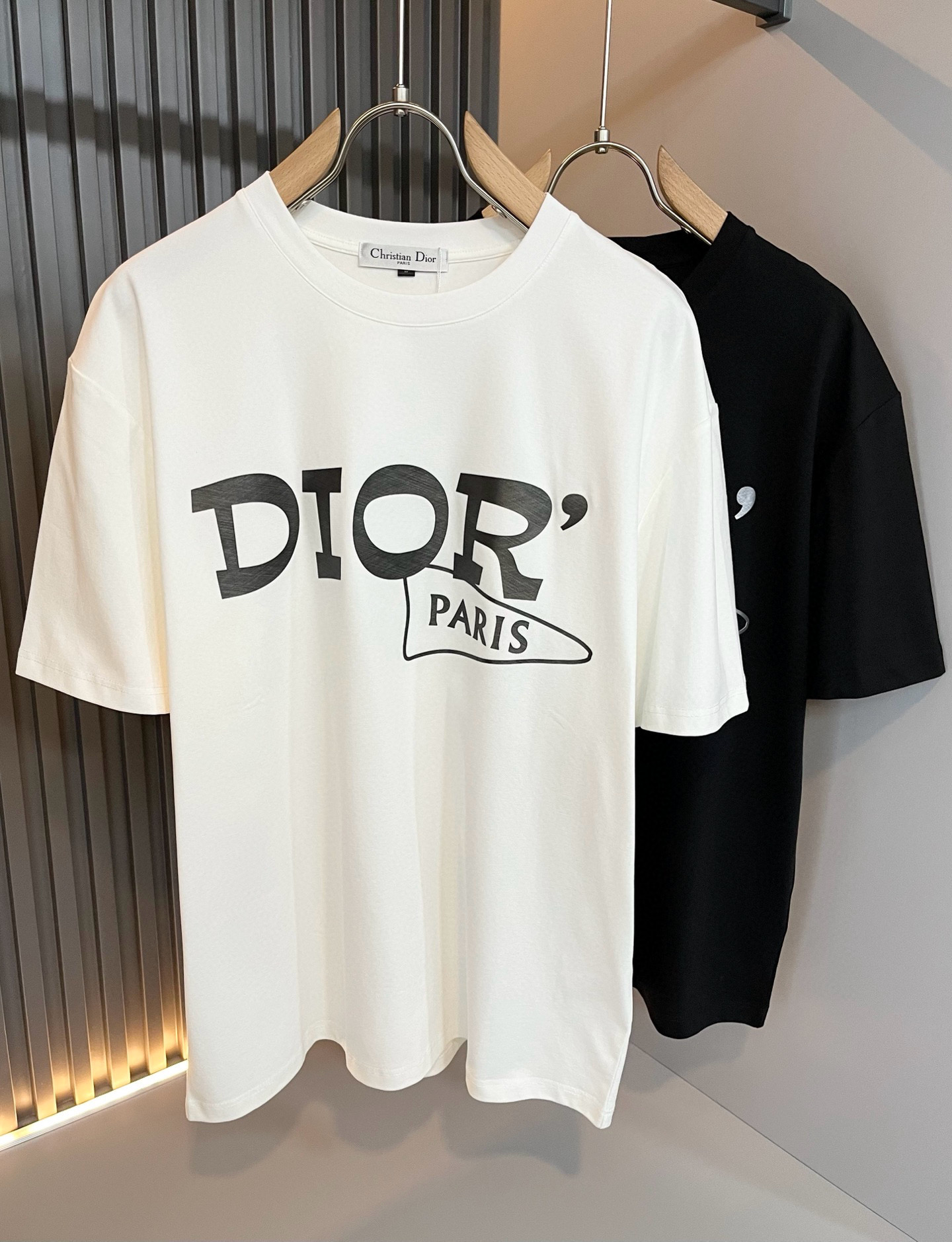 Dio*迪家 2026春夏新款男女同款👫短袖T恤，专柜同步发售！定制专属260克纯棉面料，定制原版工艺螺