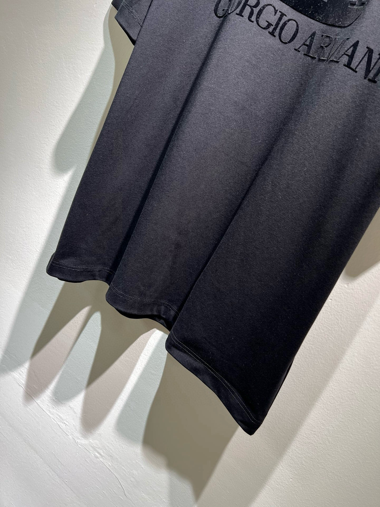 Arman阿*尼2026春夏新款男女同款👫休闲短袖T恤，原单代工厂订单，标志😊logo压胶设计！简洁的设