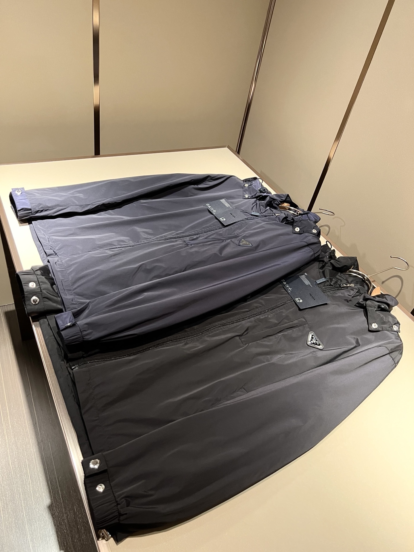 PRAD*A普*达2026春夏休闲夹克外套，最新时尚休闲拉链夹克，时尚夹克外套!贸易公司渠道稀出，同步官