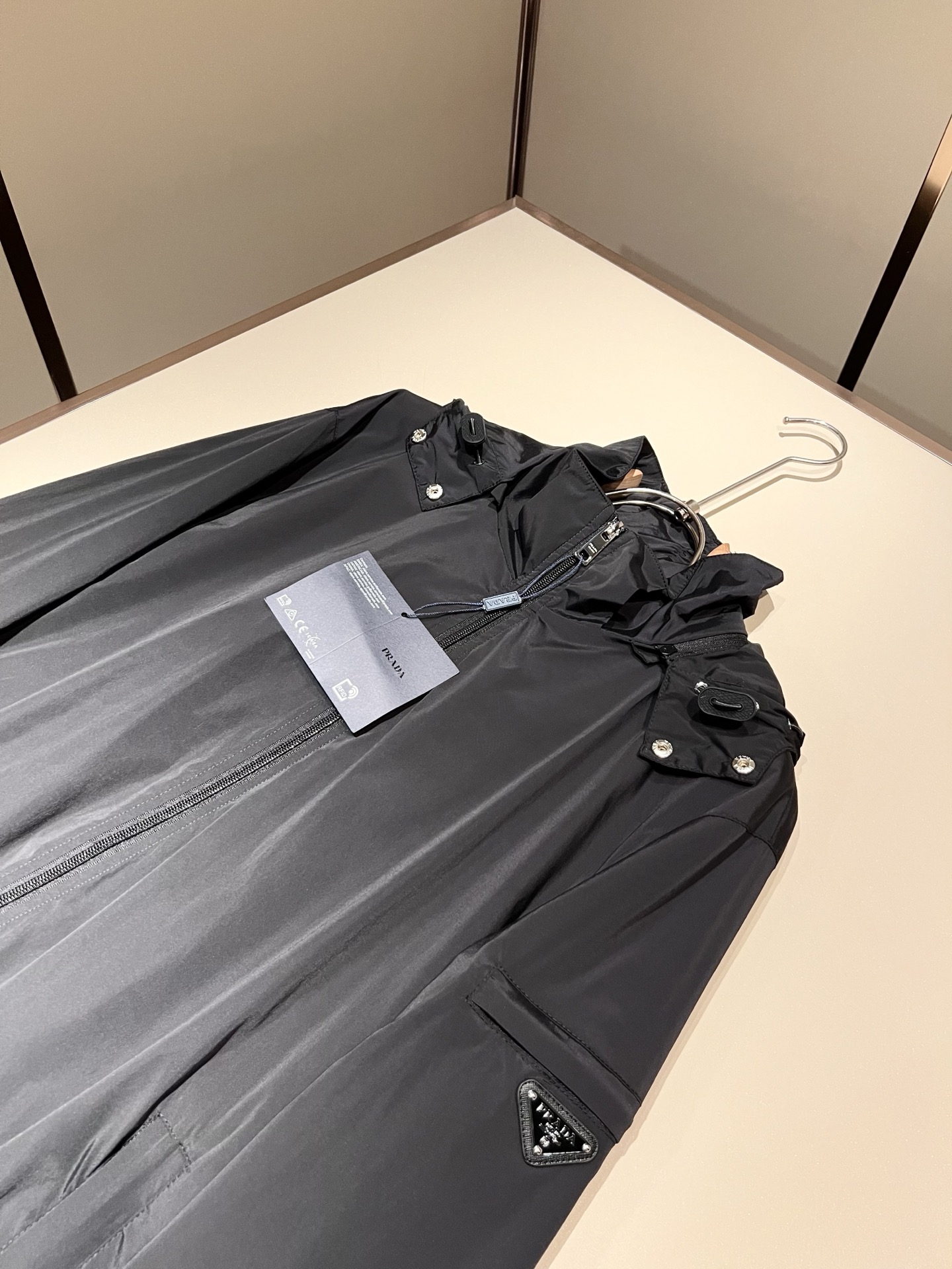 PRAD*A普*达2026春夏休闲夹克外套，最新时尚休闲拉链夹克，时尚夹克外套!贸易公司渠道稀出，同步官